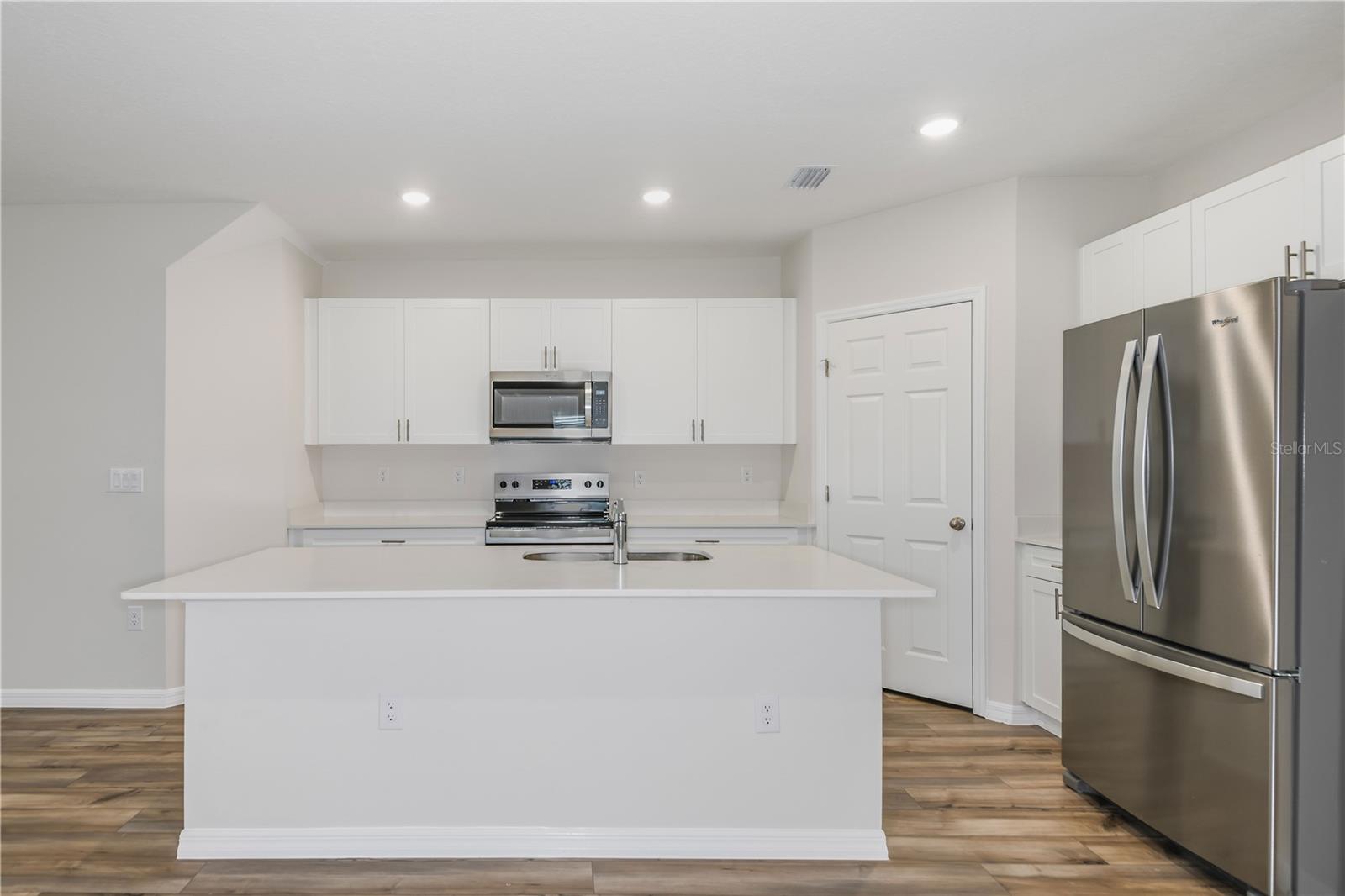 Image 3 of 19 For 3726 King Hill Drive