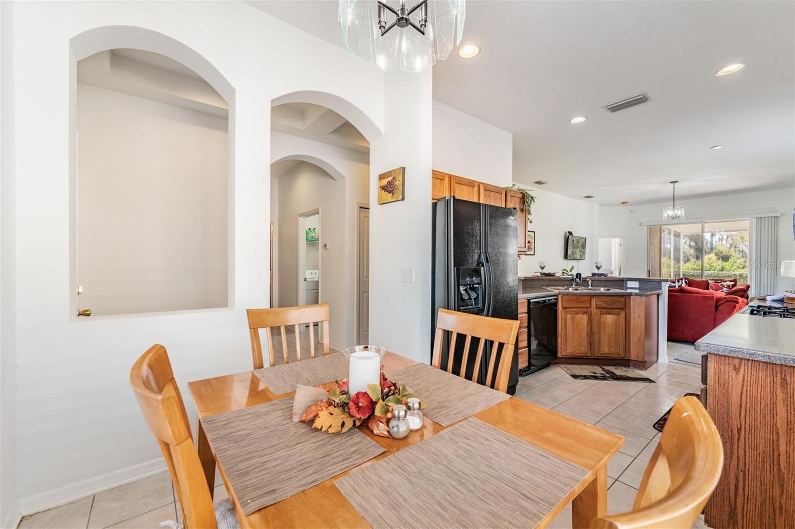 Image 16 of 45 For 1123 Wright Swynde Court