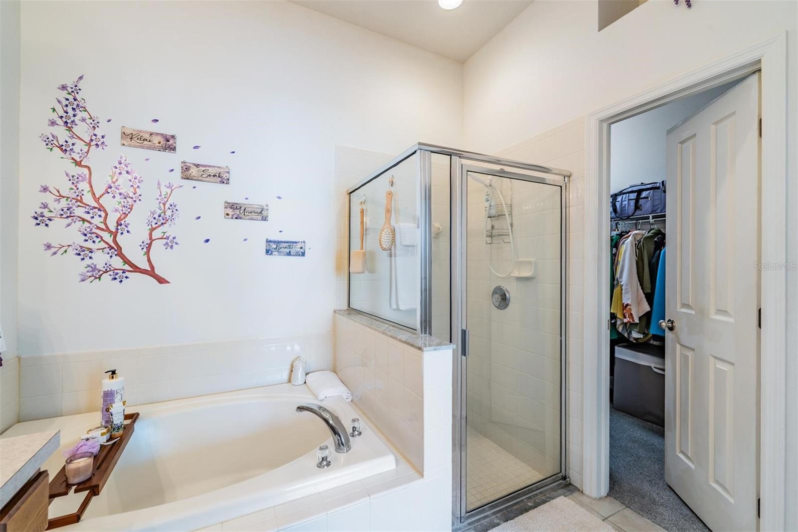 Image 20 of 45 For 1123 Wright Swynde Court