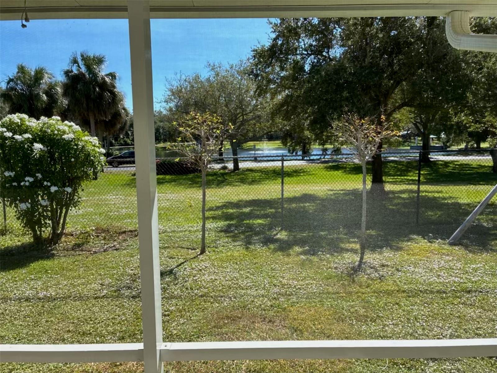 Image 17 of 27 For 11600 75th Avenue