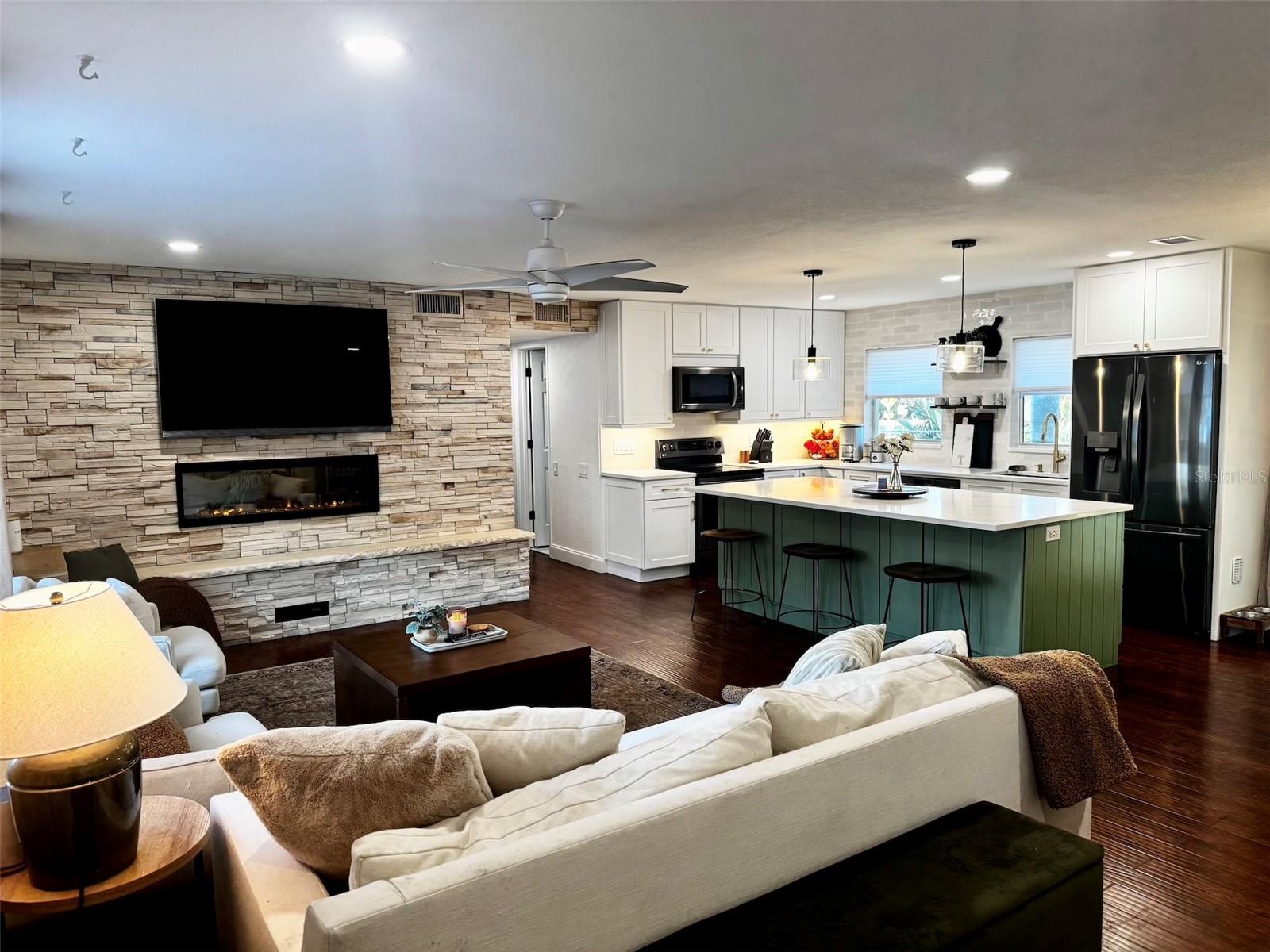 Image 2 of 27 For 11600 75th Avenue