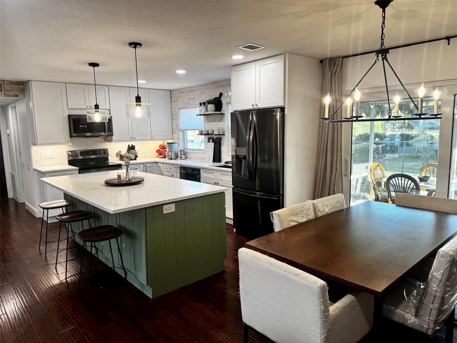 Image 4 of 27 For 11600 75th Avenue