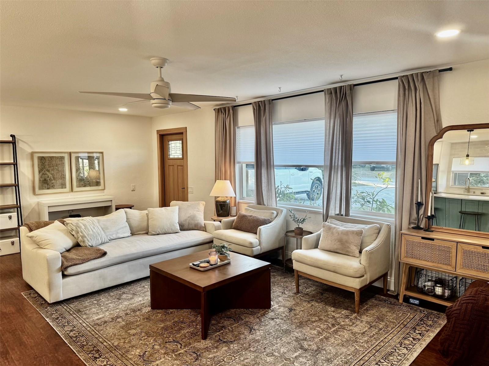 Image 6 of 27 For 11600 75th Avenue