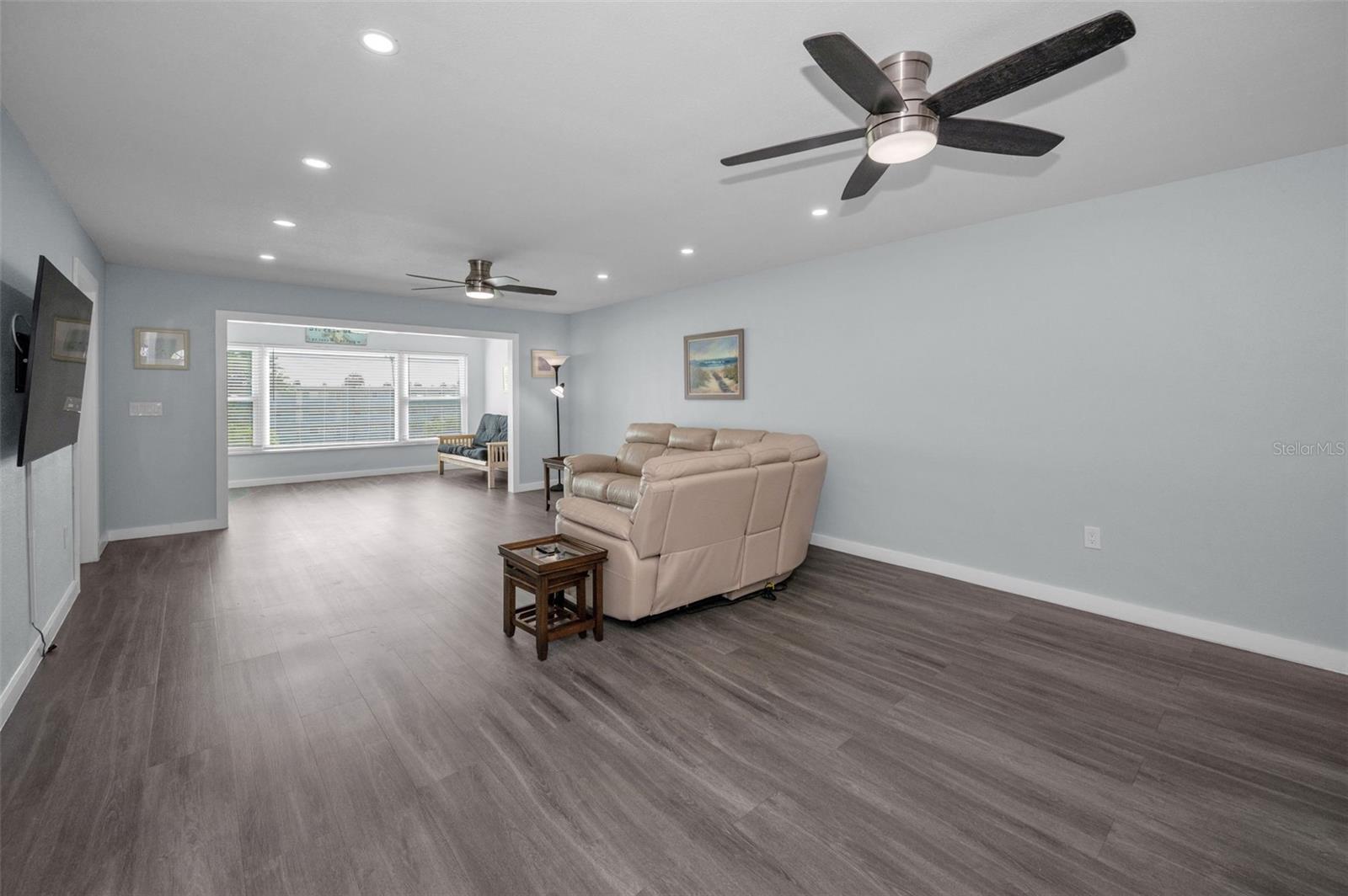 Image 20 of 81 For 300 64th Avenue 318