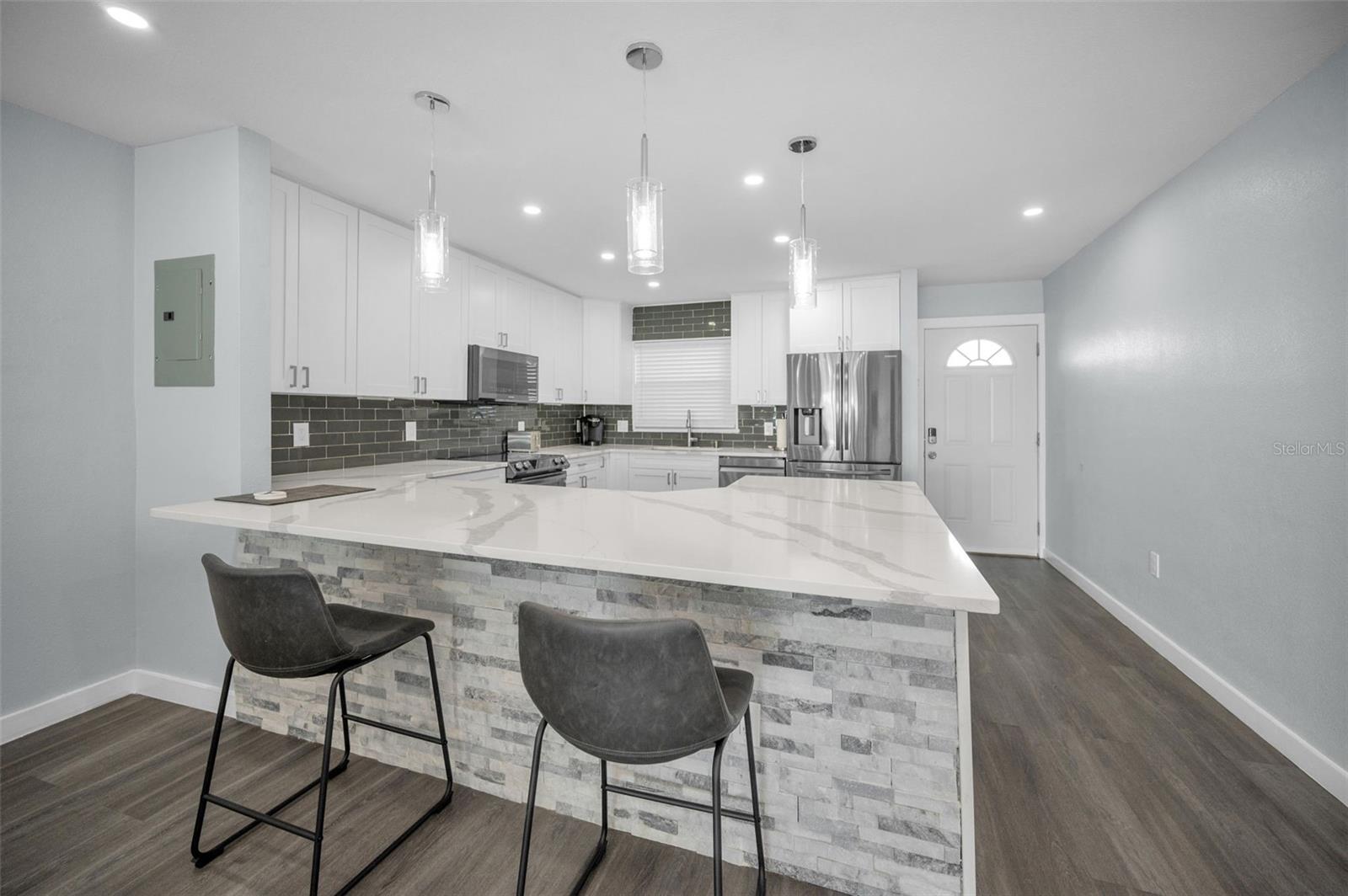 Image 21 of 81 For 300 64th Avenue 318