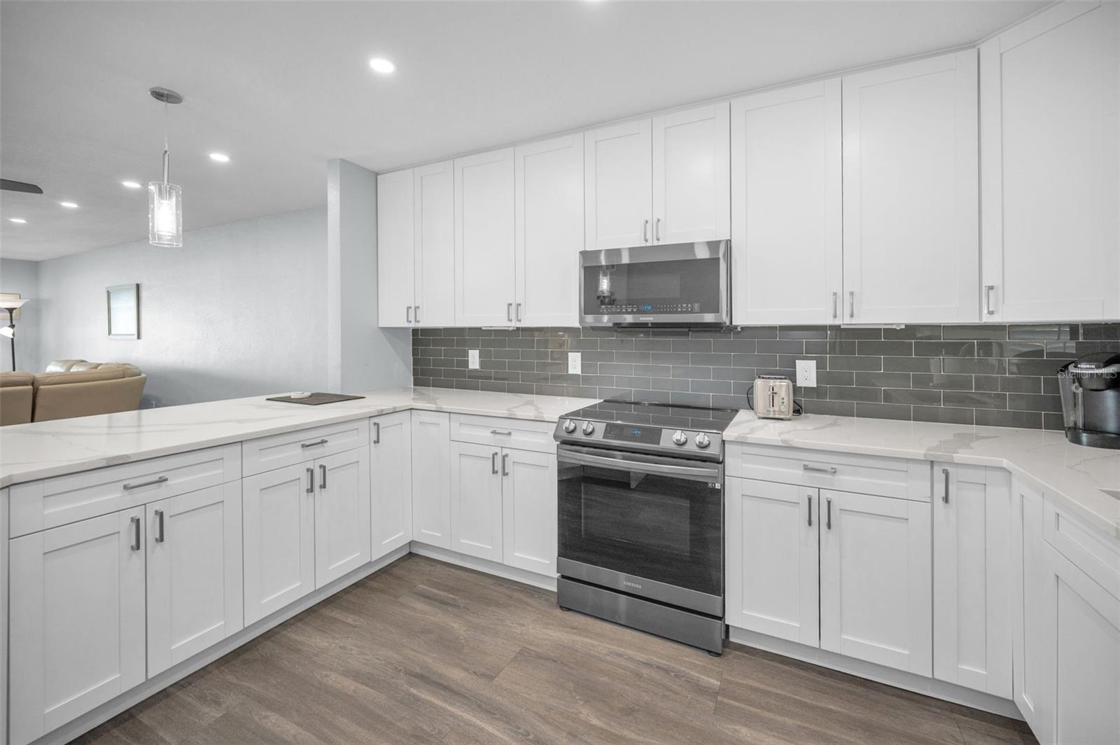 Image 26 of 81 For 300 64th Avenue 318