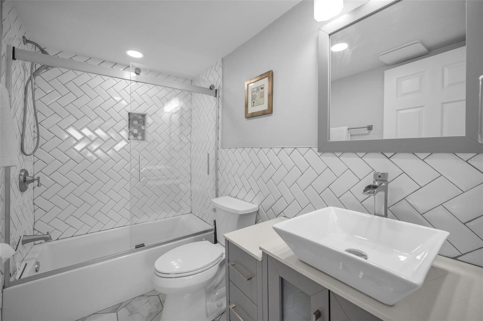 Image 34 of 81 For 300 64th Avenue 318