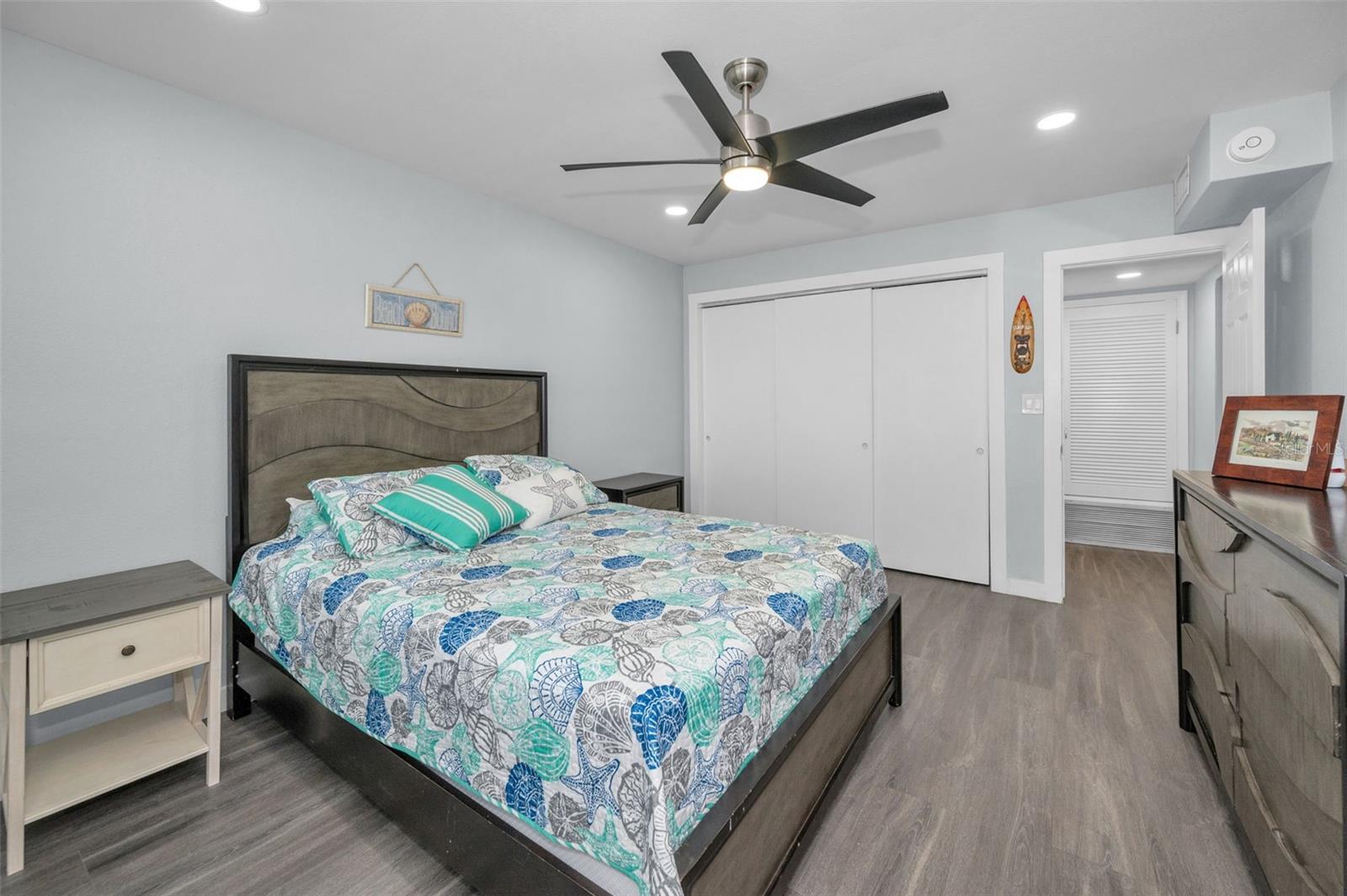 Image 40 of 81 For 300 64th Avenue 318