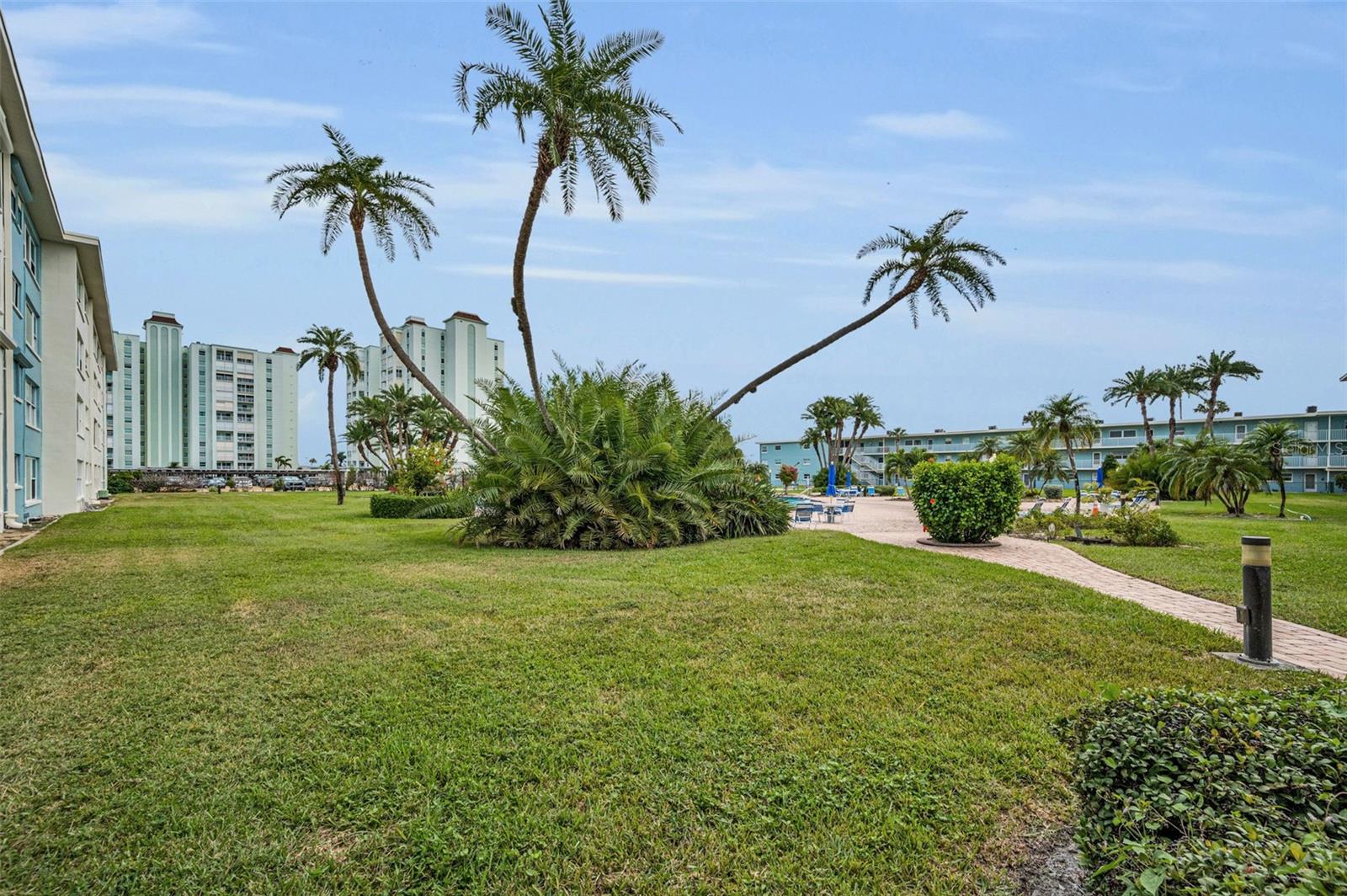 Image 46 of 81 For 300 64th Avenue 318