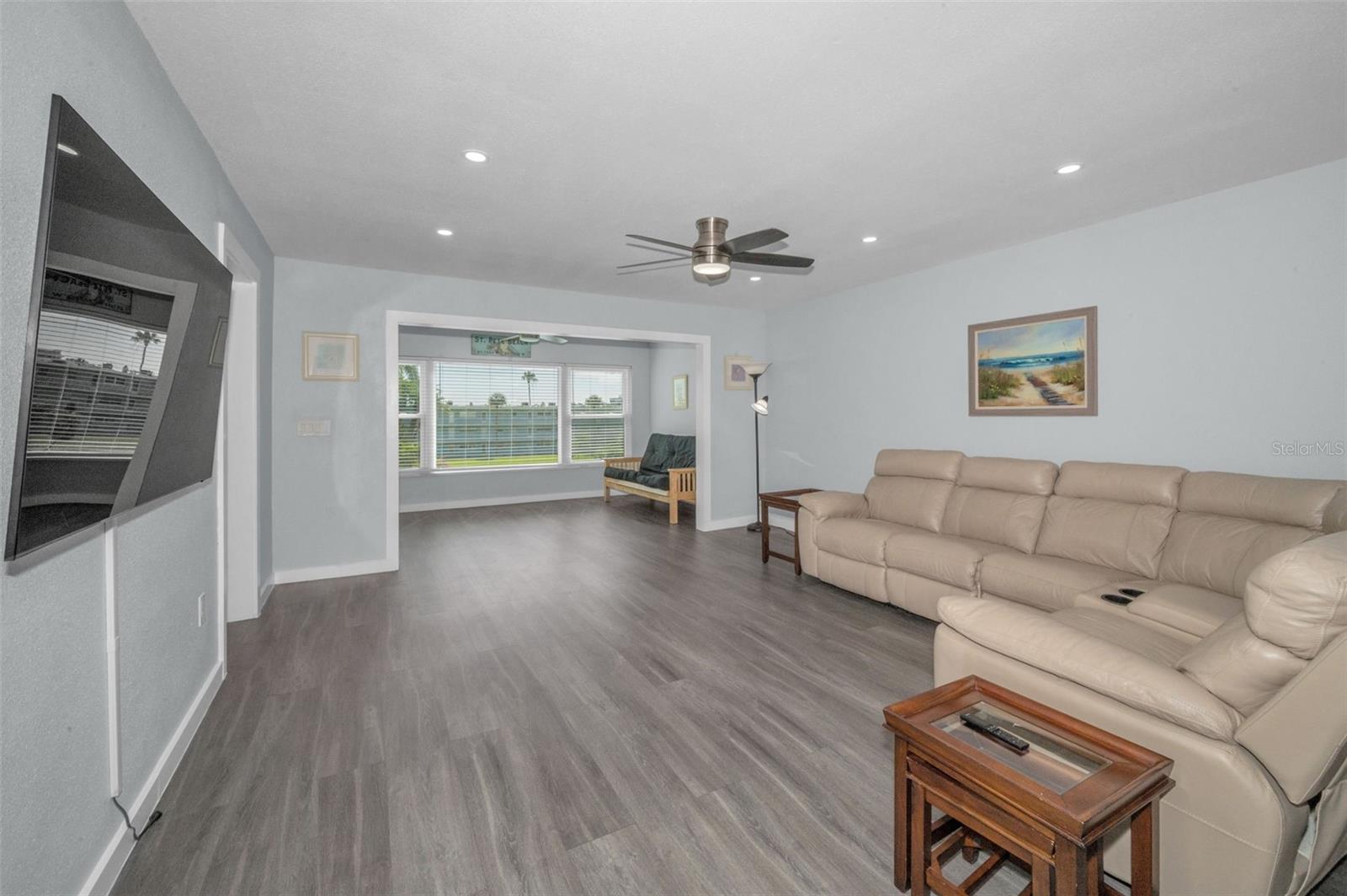 Image 8 of 81 For 300 64th Avenue 318