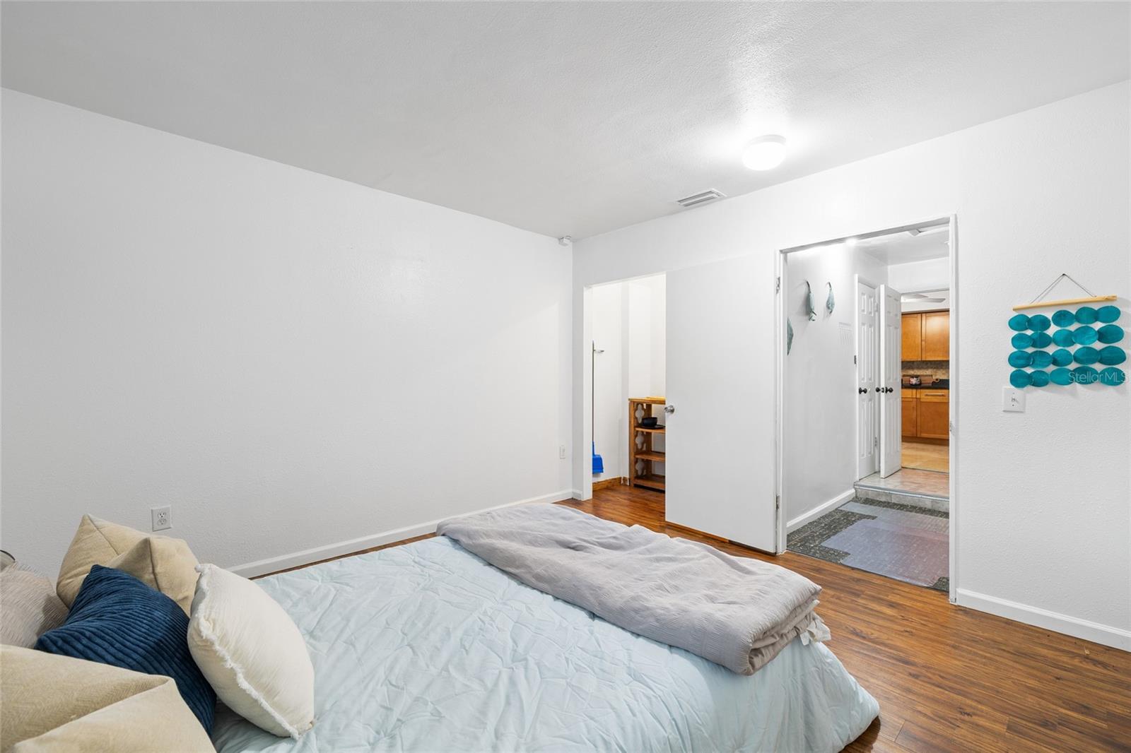 Image 20 of 50 For 3087 Duane Avenue