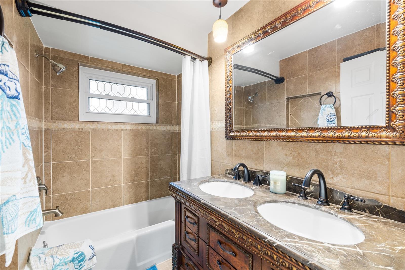 Image 21 of 50 For 3087 Duane Avenue