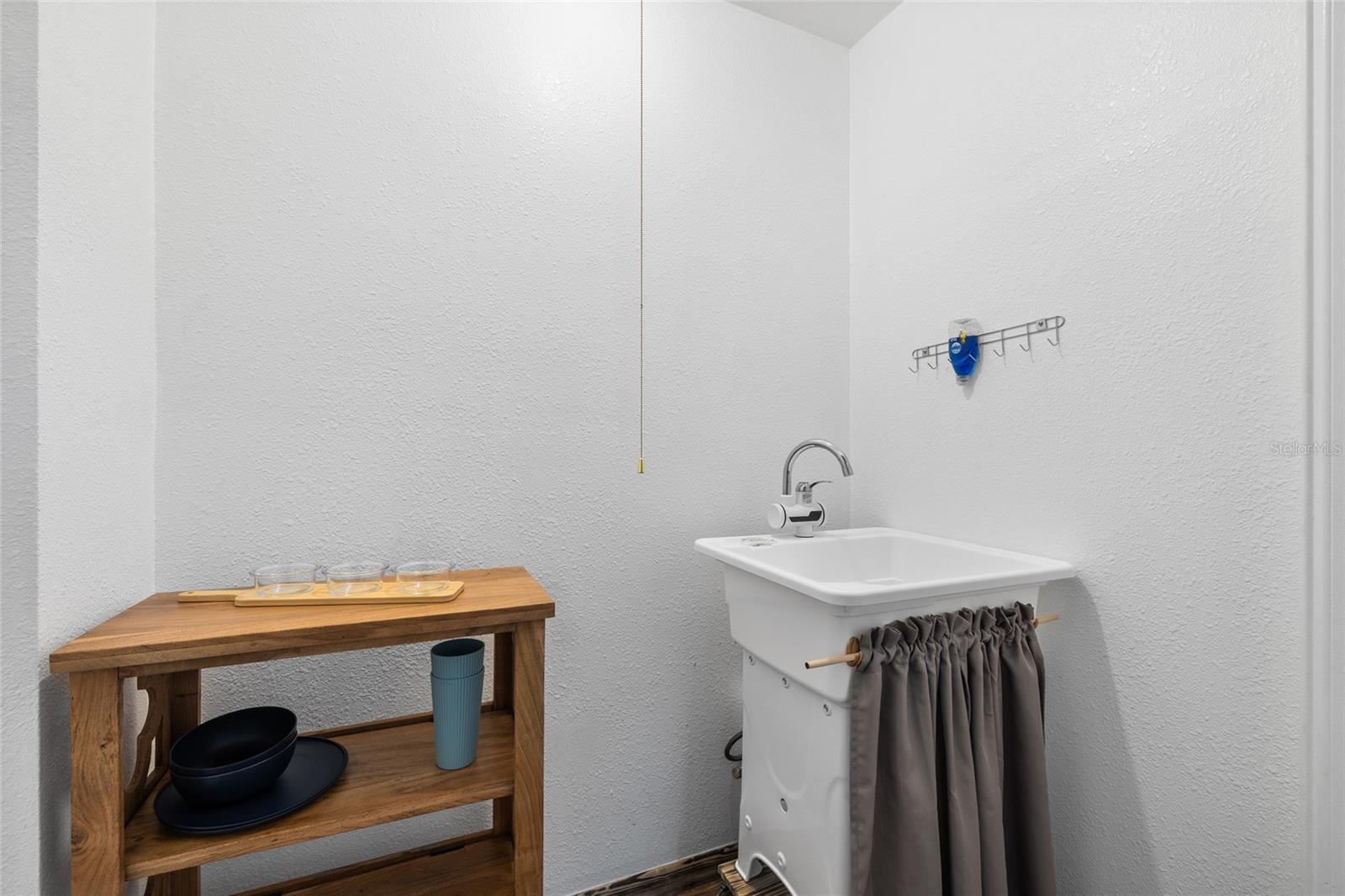 Image 30 of 50 For 3087 Duane Avenue