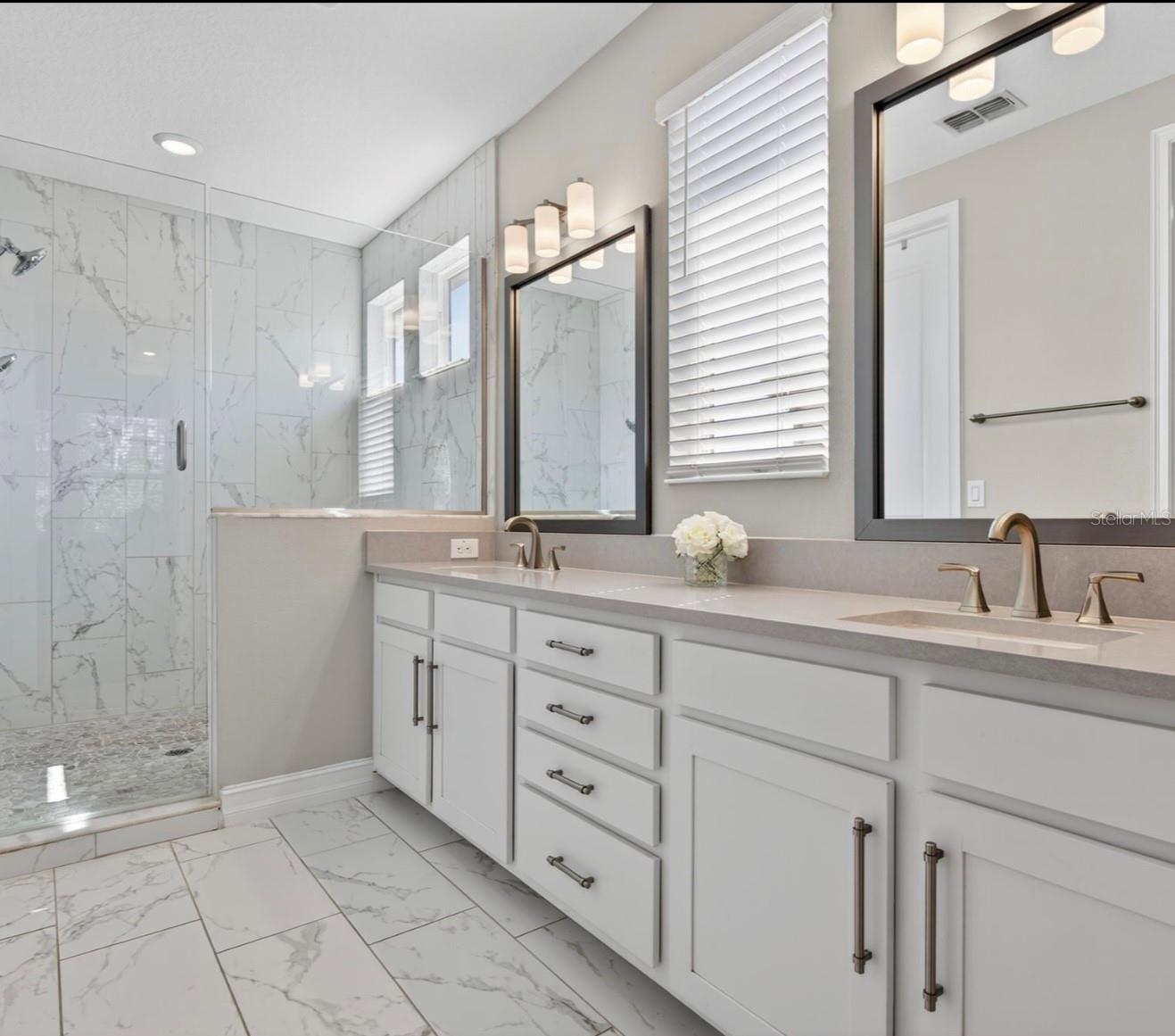 Image 17 of 63 For 19700 Roseate Drive