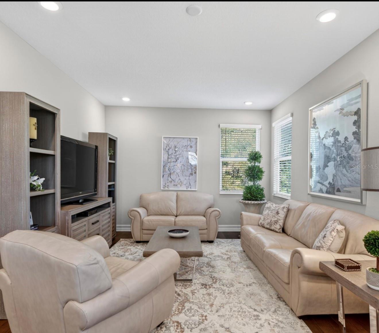 Image 18 of 63 For 19700 Roseate Drive