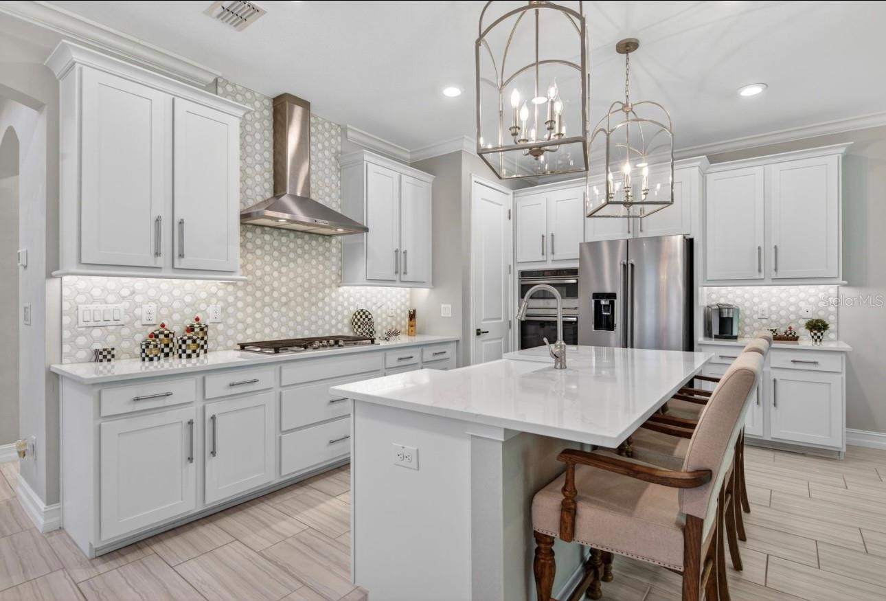 Image 7 of 63 For 19700 Roseate Drive