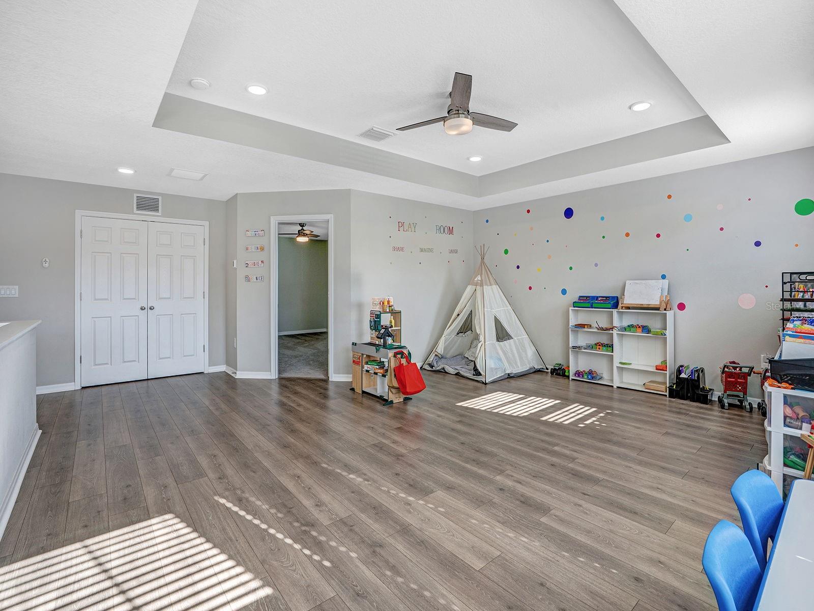 Image 36 of 58 For 12163 Nouveau Avenue