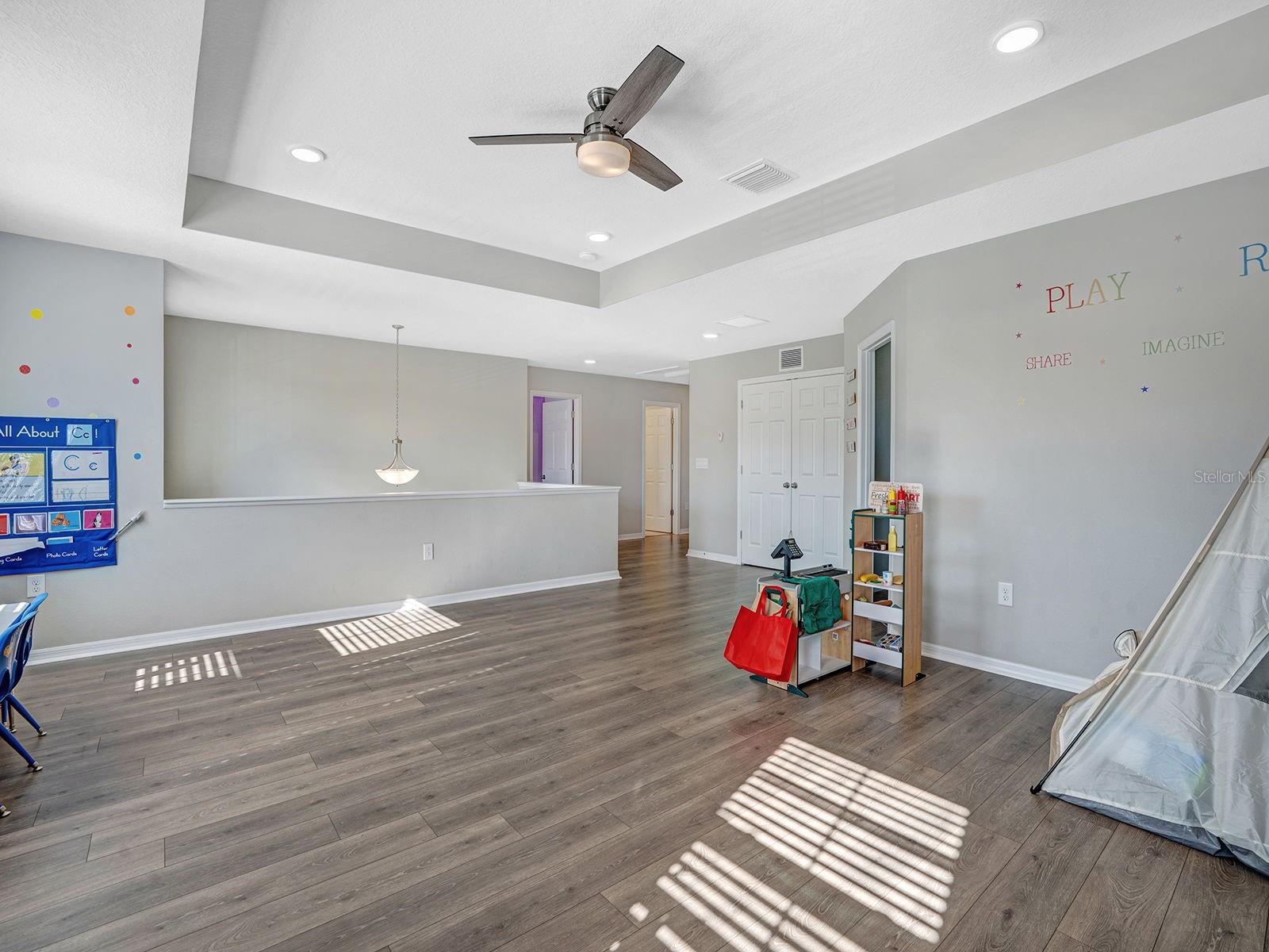 Image 37 of 58 For 12163 Nouveau Avenue