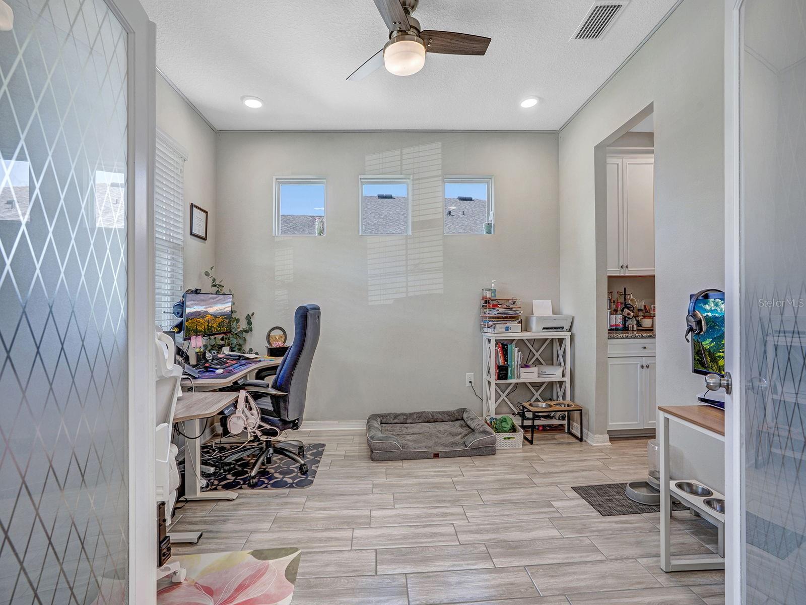 Image 6 of 58 For 12163 Nouveau Avenue