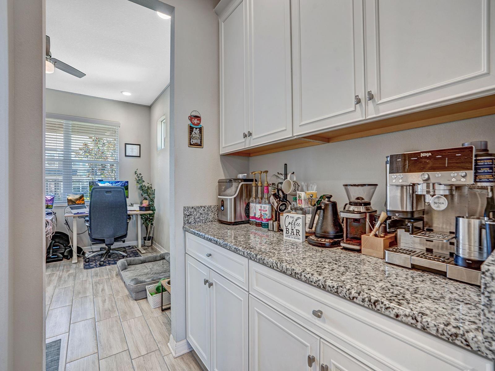 Image 9 of 58 For 12163 Nouveau Avenue