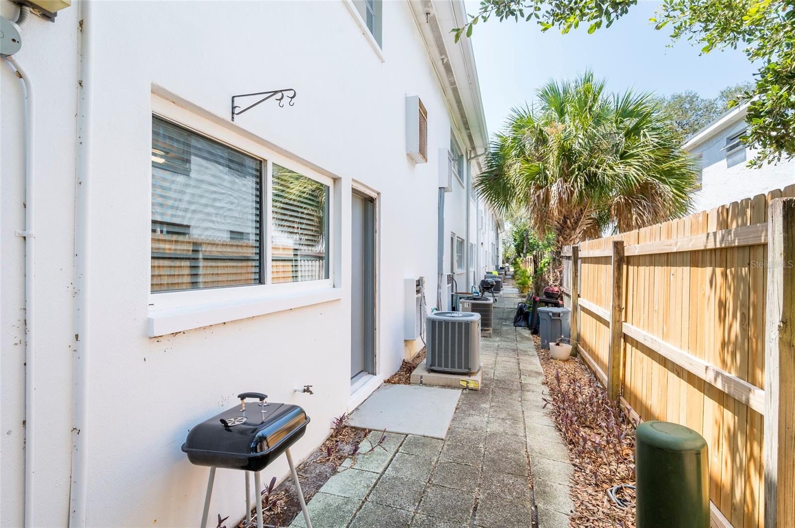 Image 14 of 15 For 1221 Drew Street B9