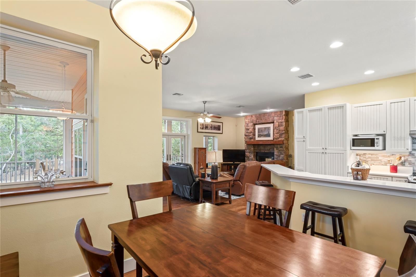 Image 22 of 72 For 3431 Riderwood Dr