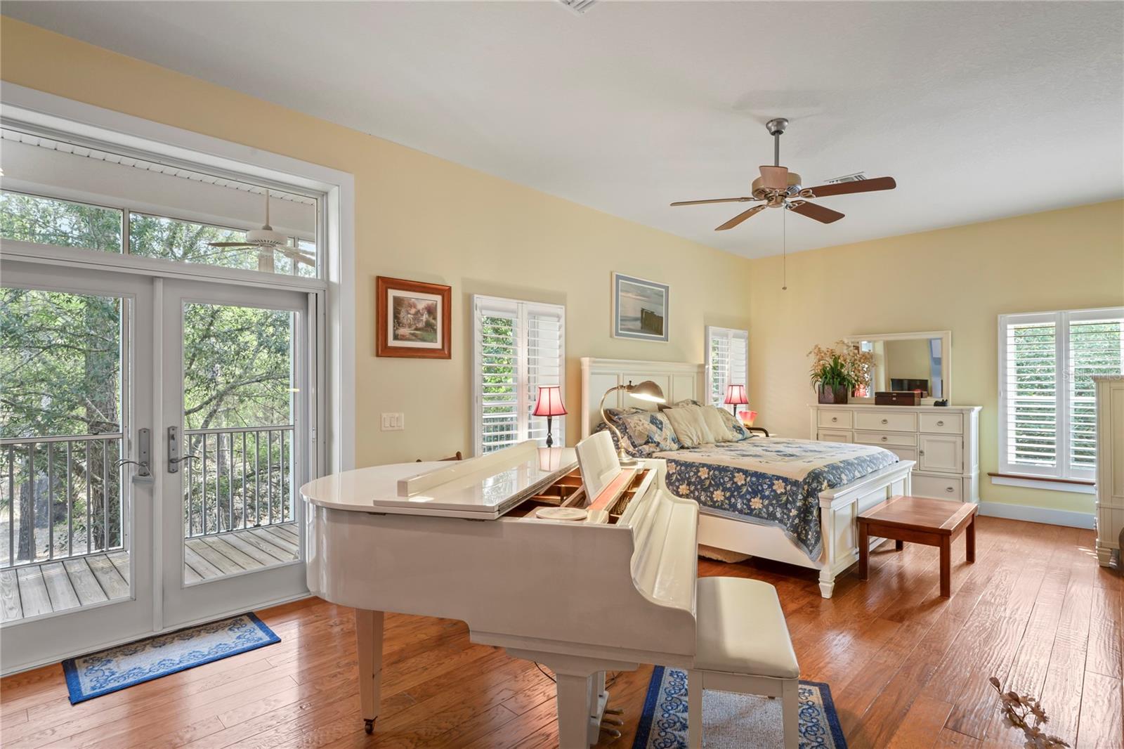 Image 23 of 72 For 3431 Riderwood Dr