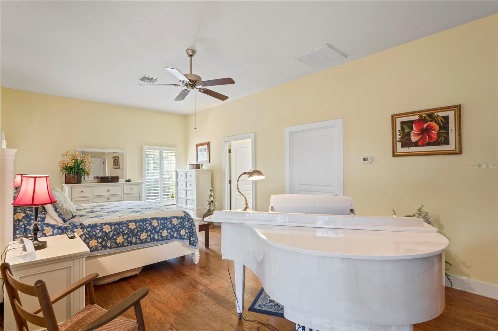 Image 24 of 72 For 3431 Riderwood Dr