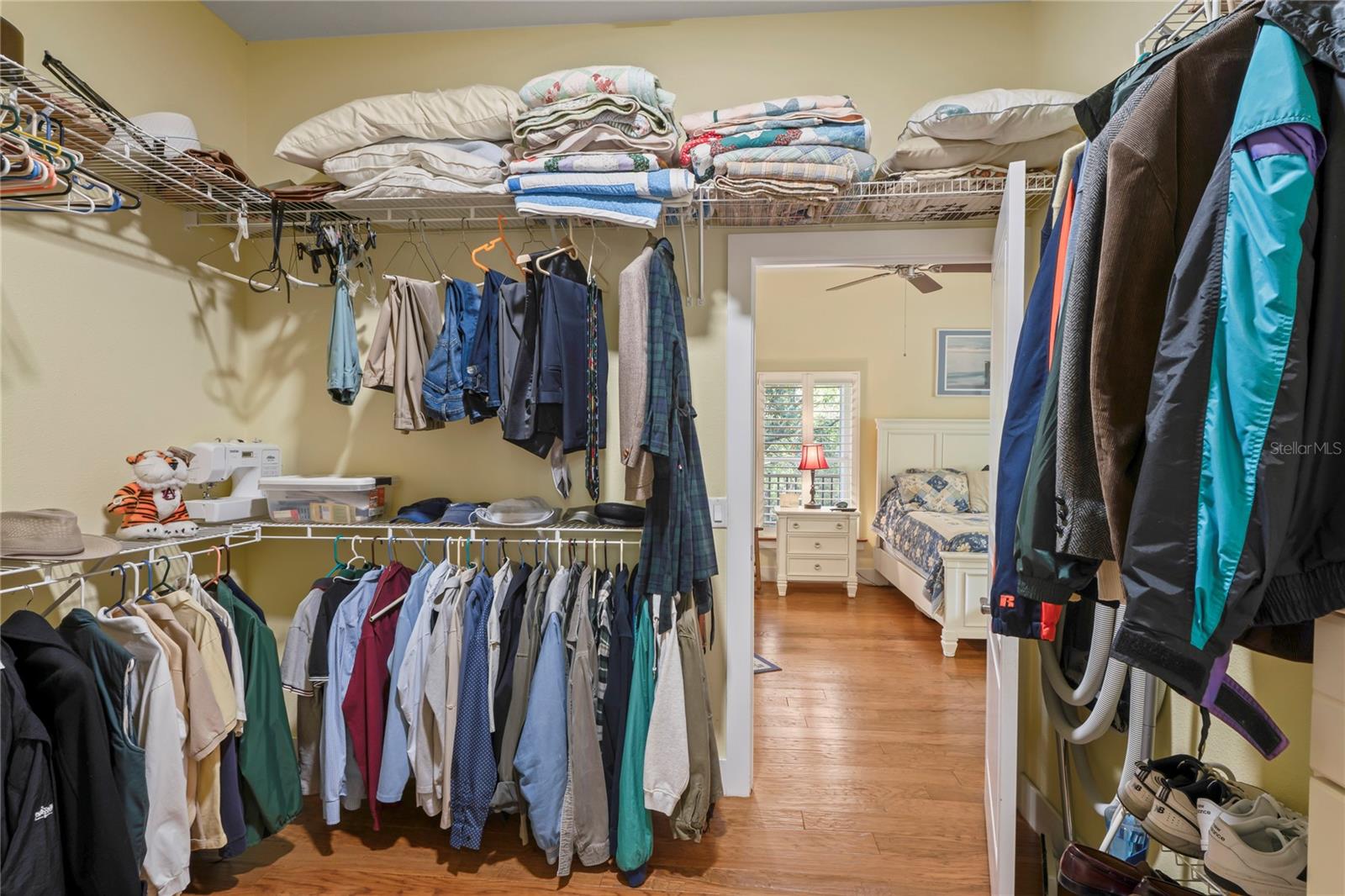 Image 31 of 72 For 3431 Riderwood Dr