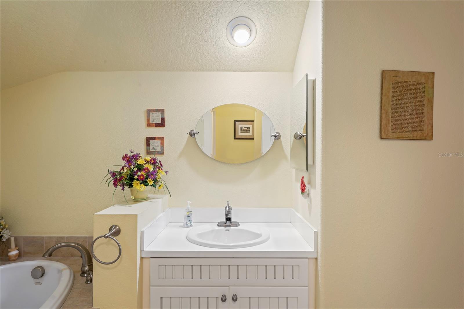 Image 38 of 72 For 3431 Riderwood Dr