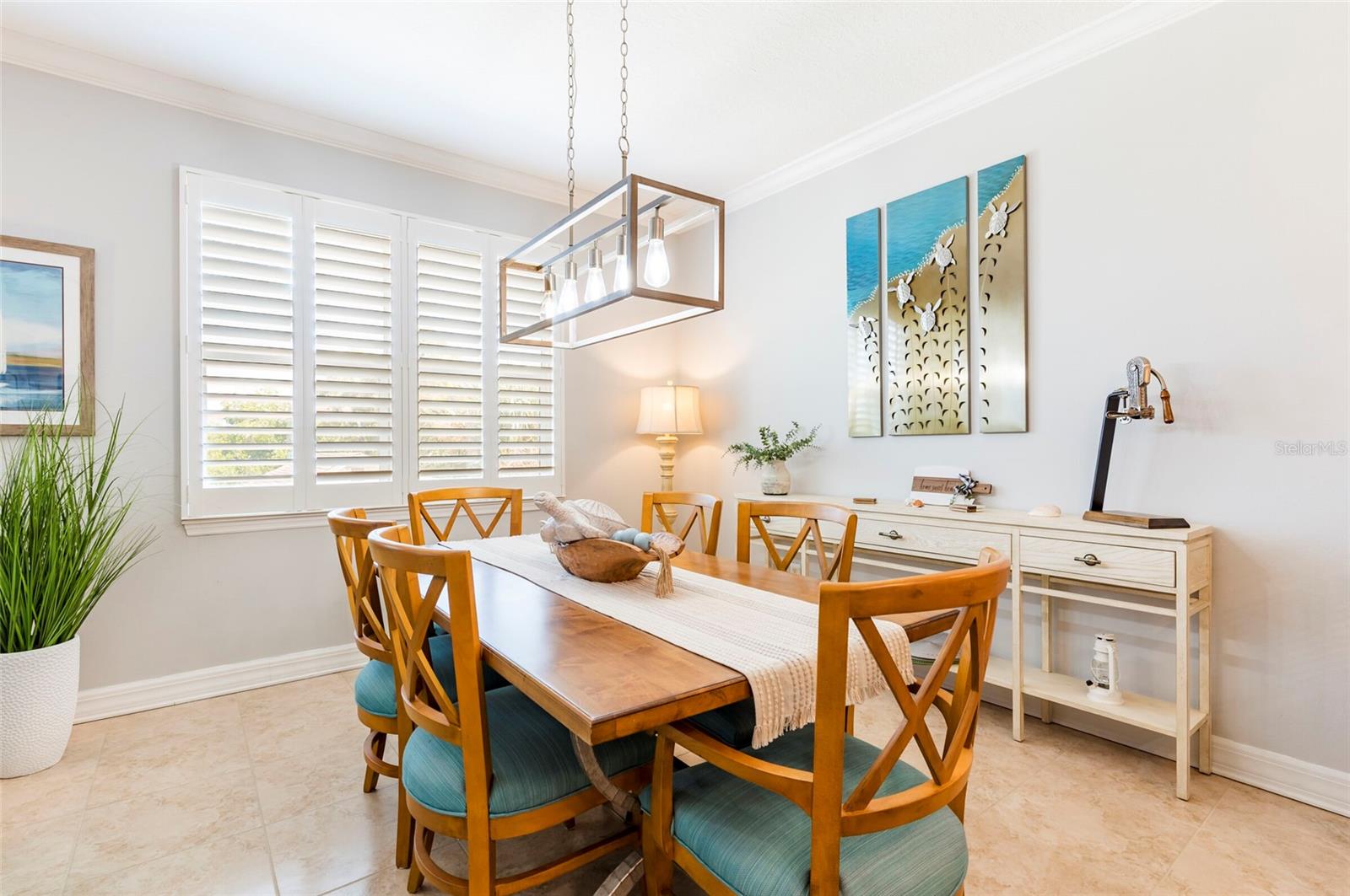 Image 21 of 61 For 19217 Gulf Boulevard