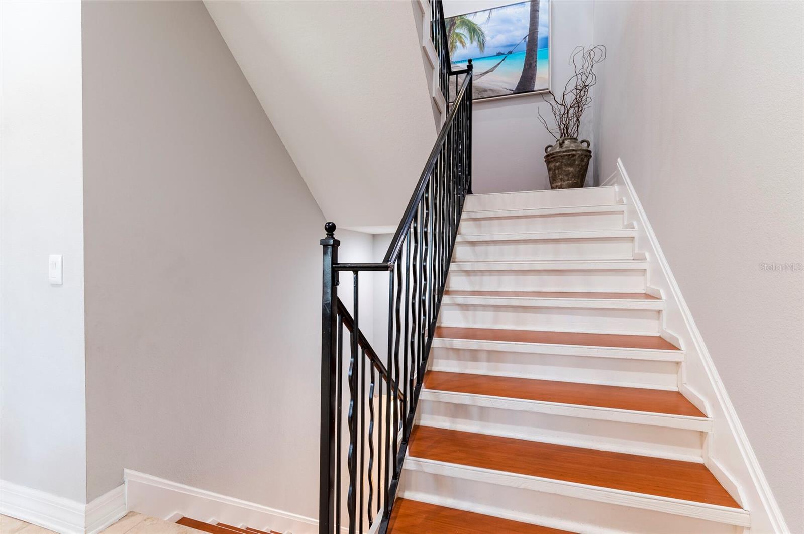 Image 39 of 61 For 19217 Gulf Boulevard