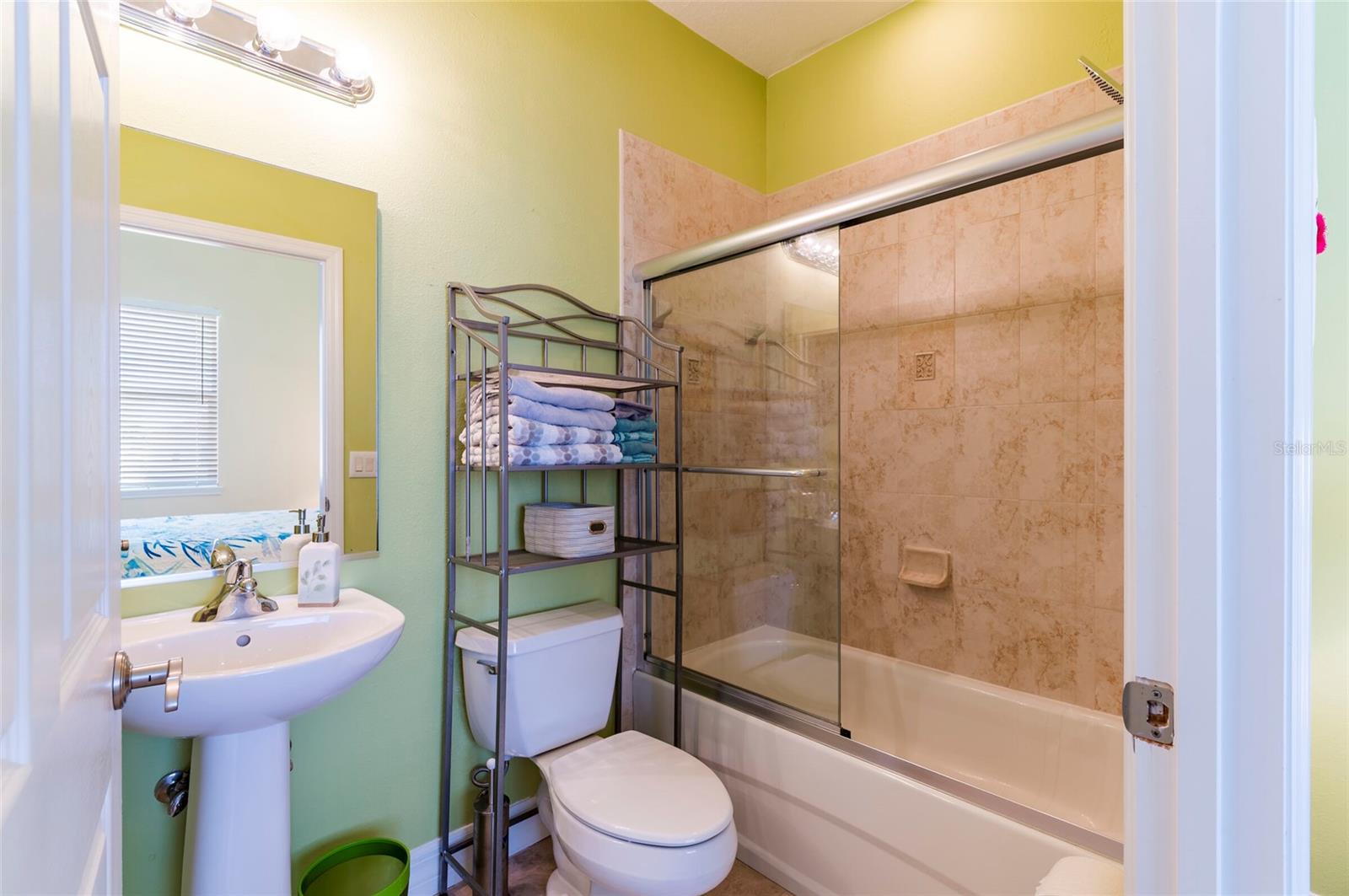 Image 51 of 61 For 19217 Gulf Boulevard