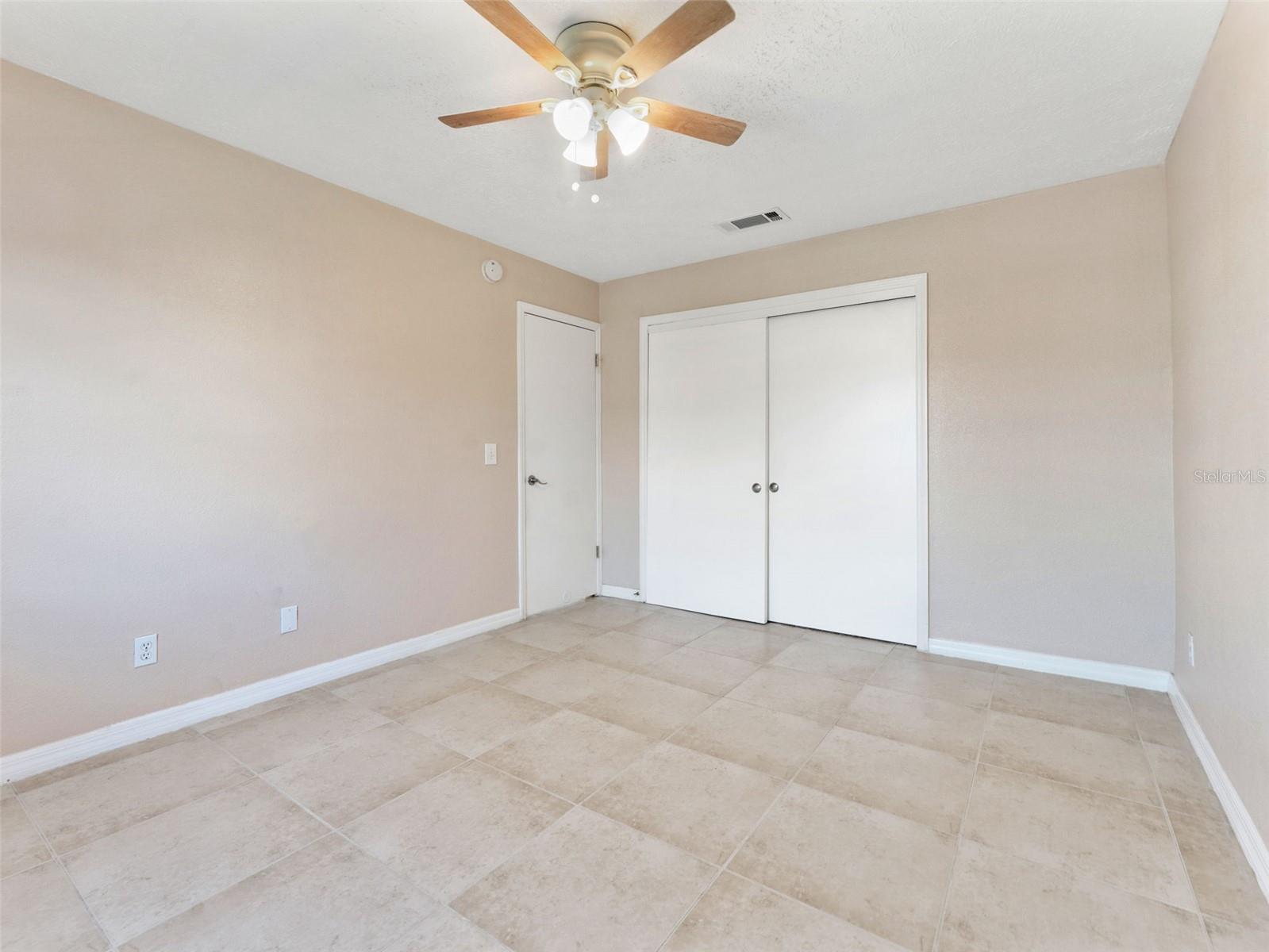 Image 12 of 38 For 13693 Orange Sunset Drive 203