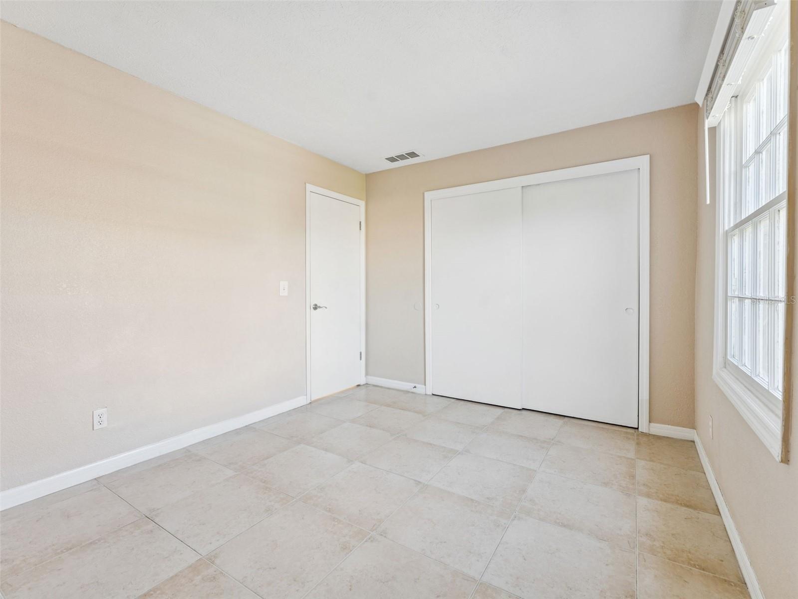 Image 15 of 38 For 13693 Orange Sunset Drive 203