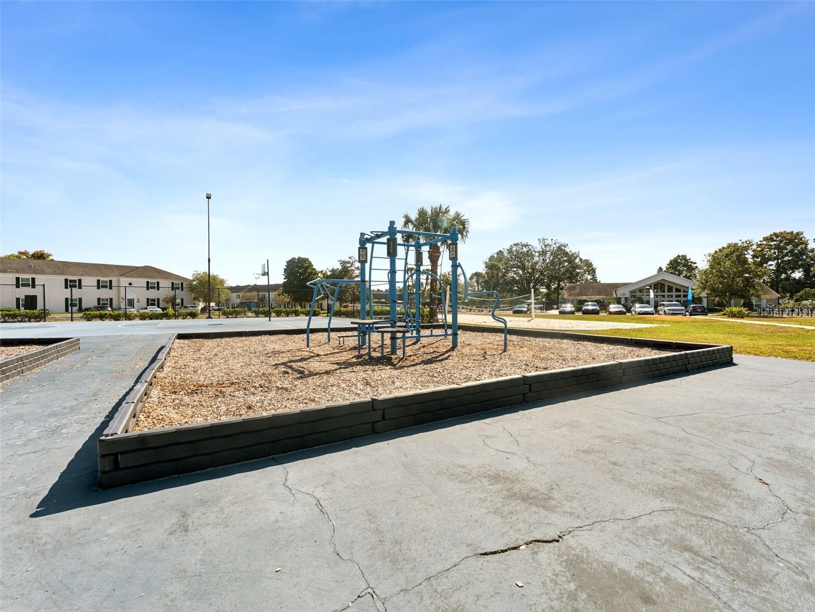 Image 28 of 38 For 13693 Orange Sunset Drive 203