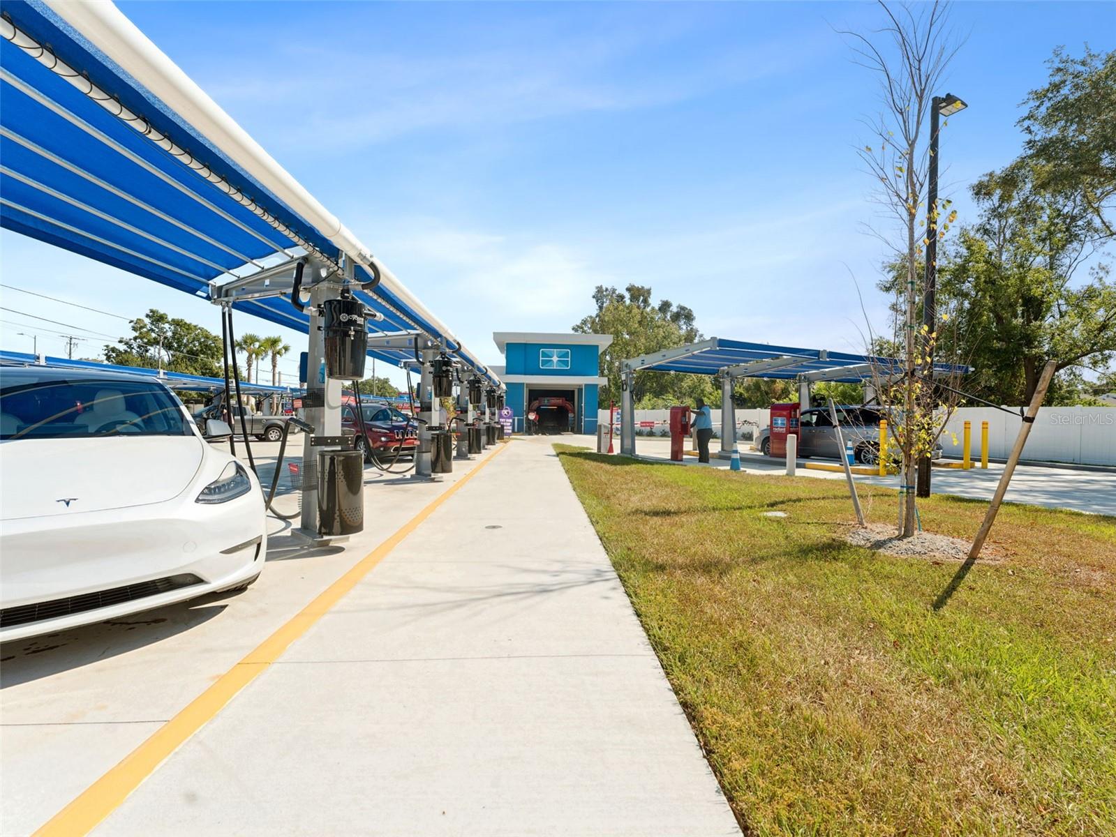 Image 36 of 38 For 13693 Orange Sunset Drive 203