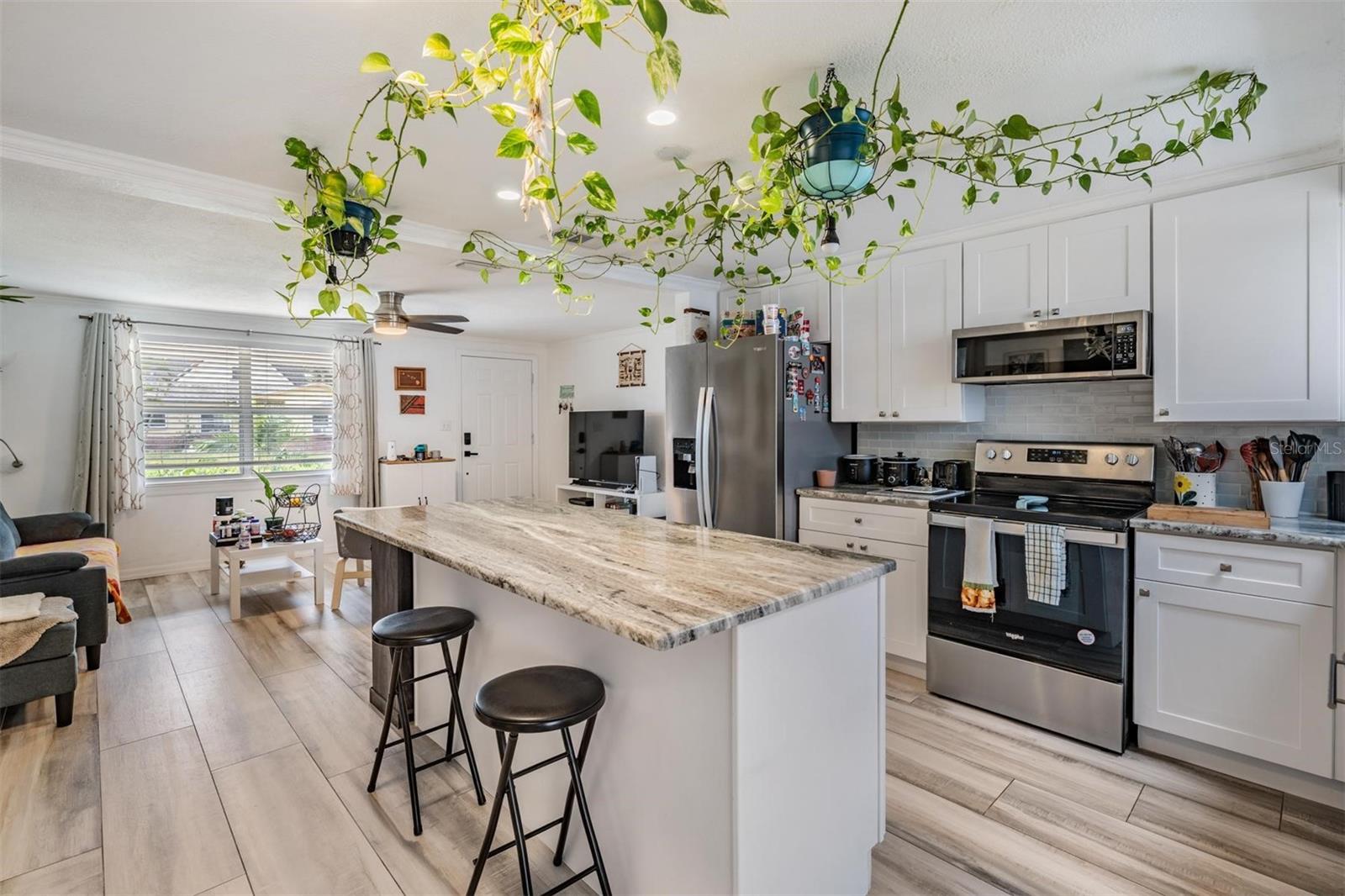 Image 12 of 37 For 1565 Connecticut Avenue Ne