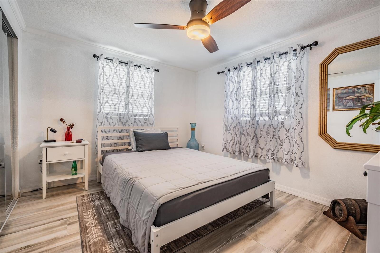 Image 15 of 37 For 1565 Connecticut Avenue Ne