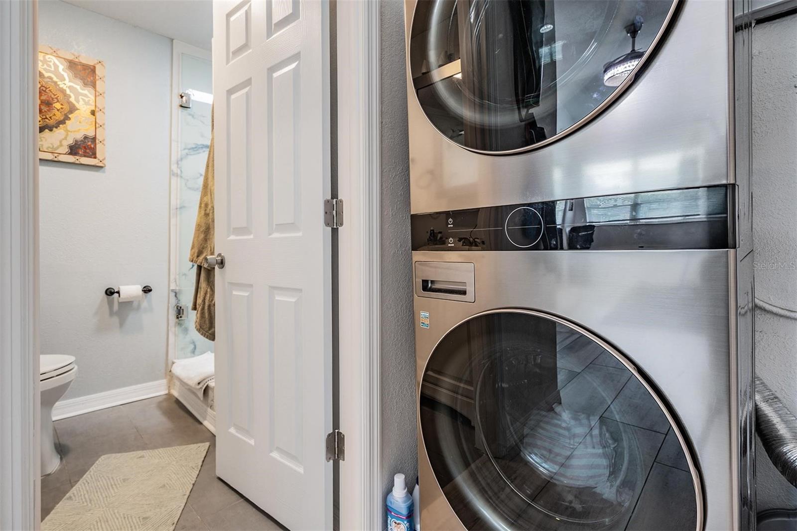 Image 16 of 37 For 1565 Connecticut Avenue Ne