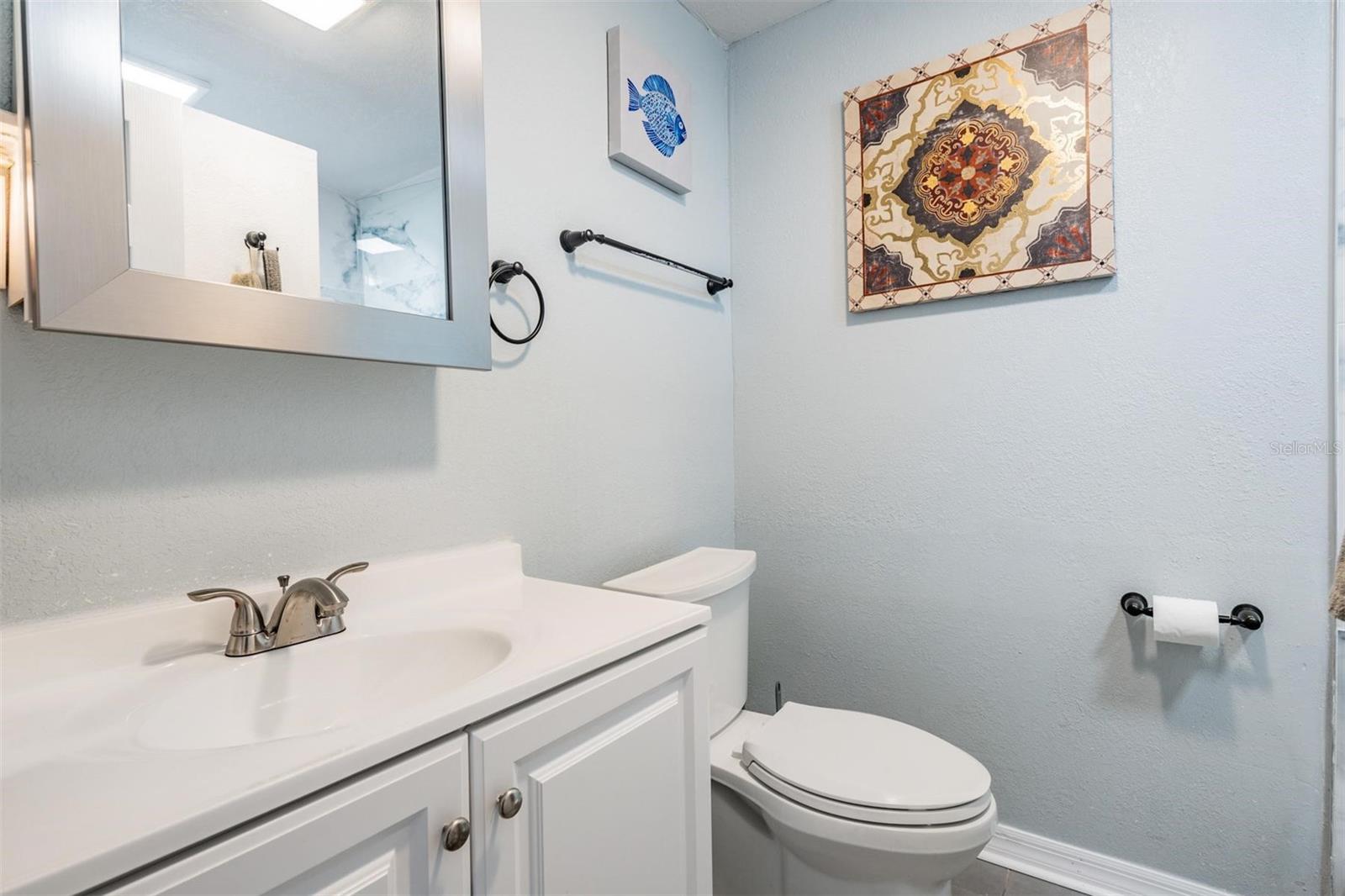 Image 17 of 37 For 1565 Connecticut Avenue Ne