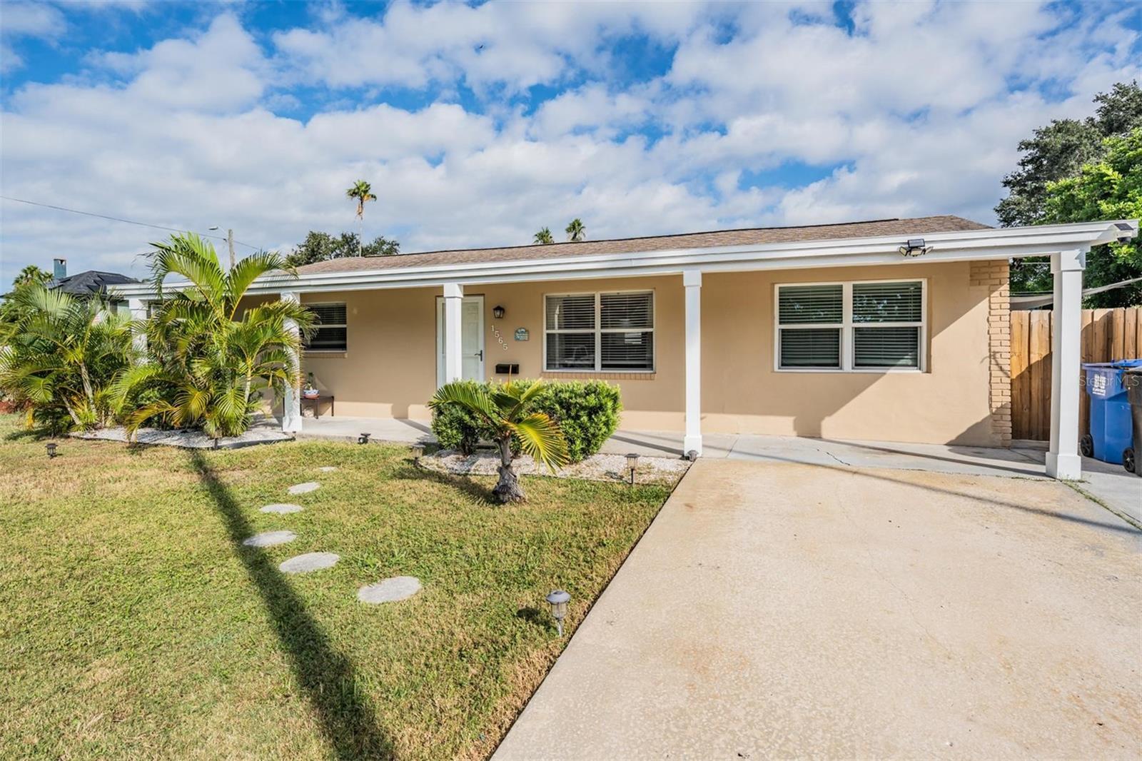 Image 2 of 37 For 1565 Connecticut Avenue Ne