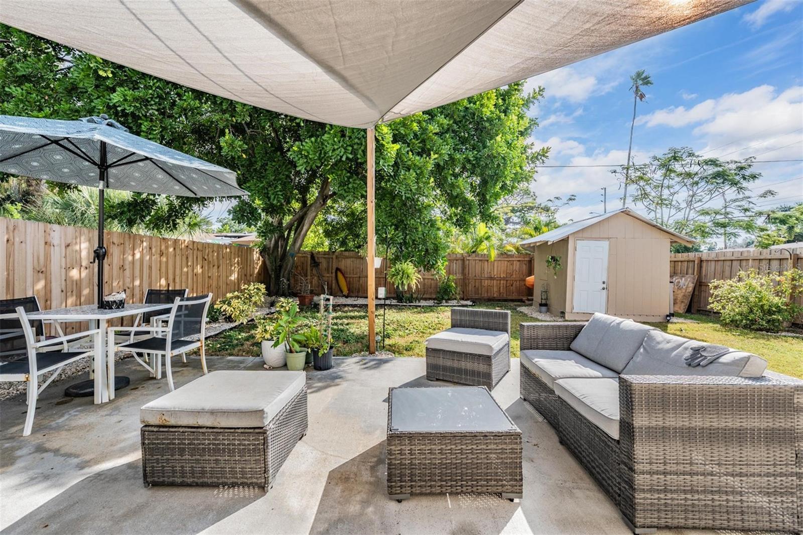 Image 24 of 37 For 1565 Connecticut Avenue Ne