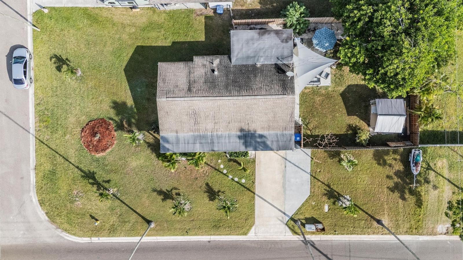 Image 29 of 37 For 1565 Connecticut Avenue Ne