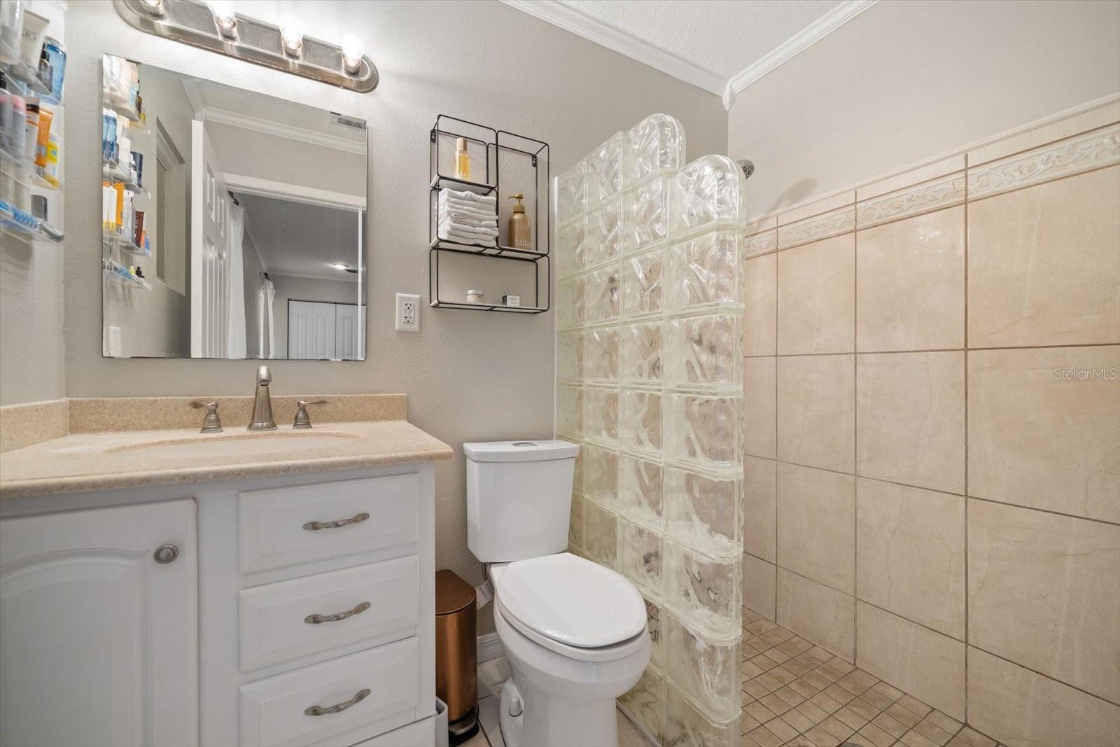 Image 20 of 46 For 6258 108th Avenue N