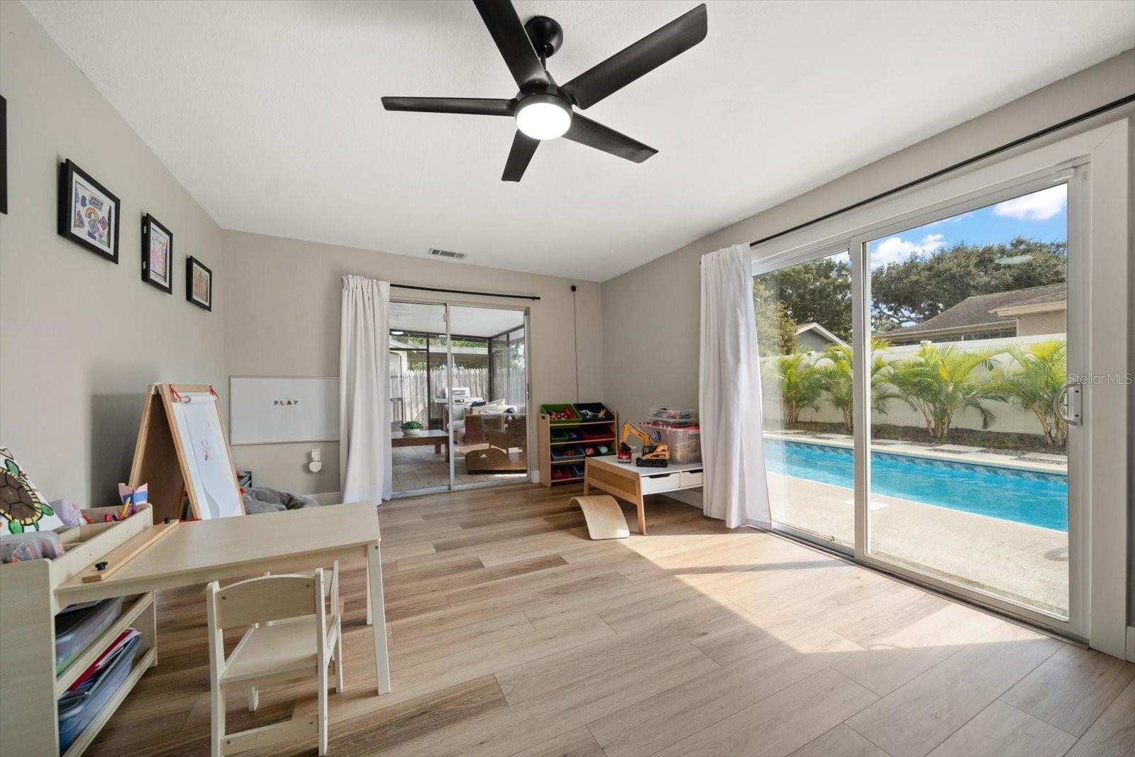 Image 21 of 46 For 6258 108th Avenue N