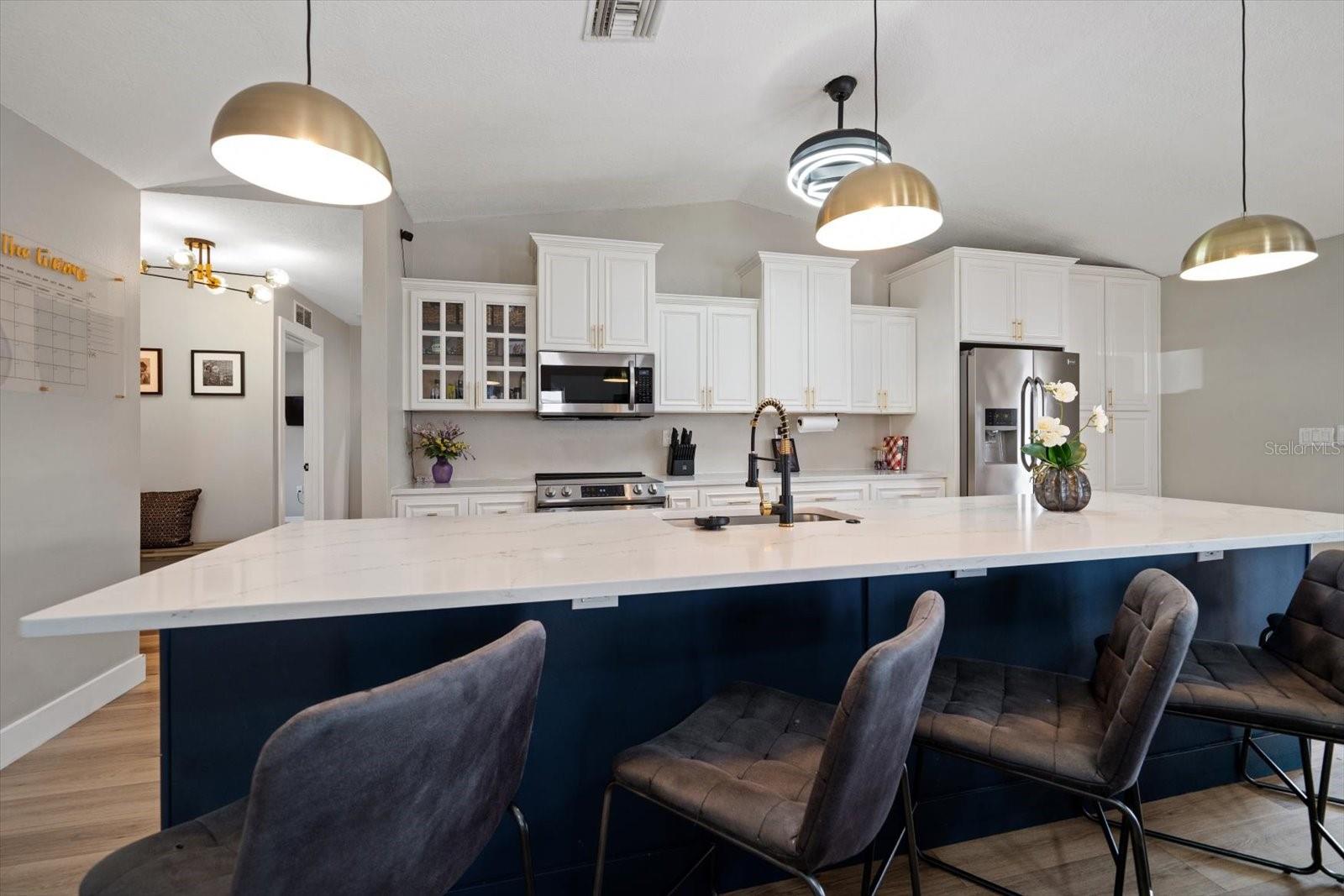 Image 5 of 46 For 6258 108th Avenue N