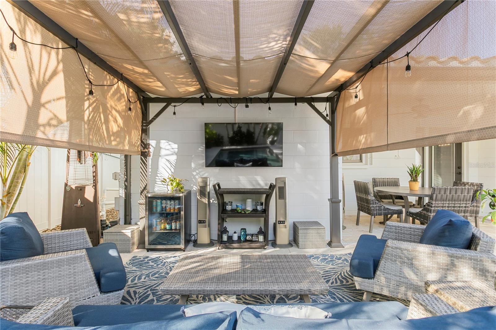 Image 21 of 33 For 1110 14th Avenue N