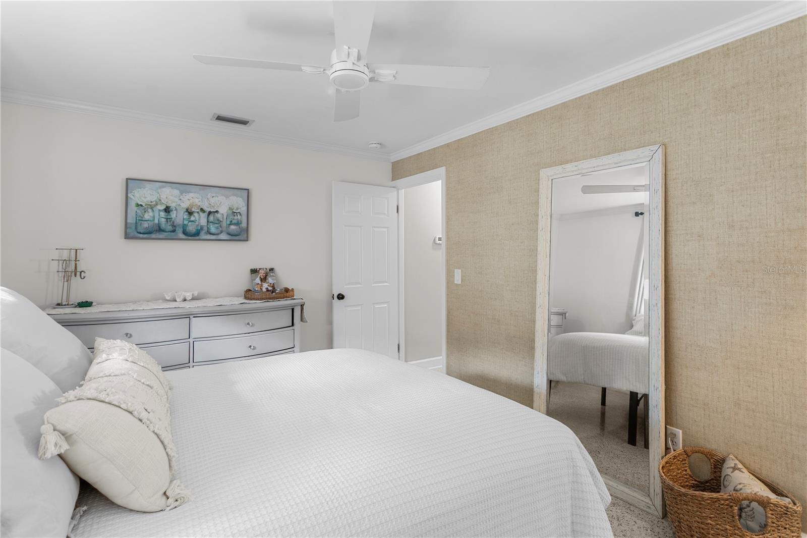 Image 28 of 33 For 1110 14th Avenue N