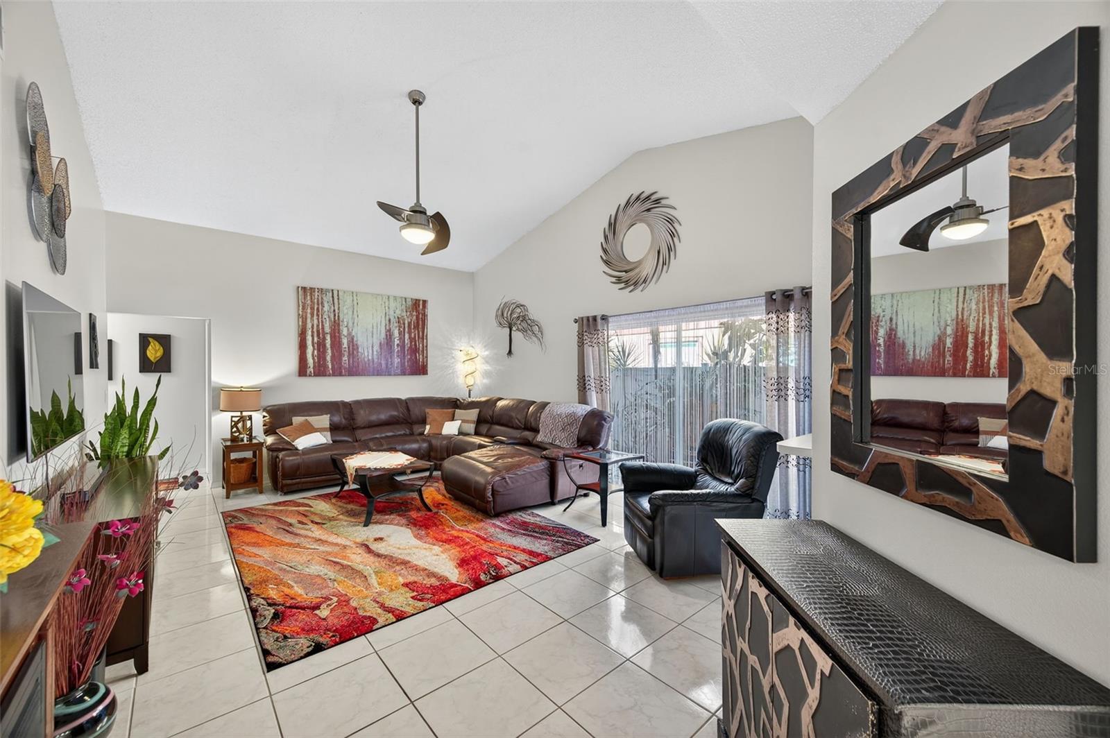 Image 21 of 39 For 1706 Whispering Drive E